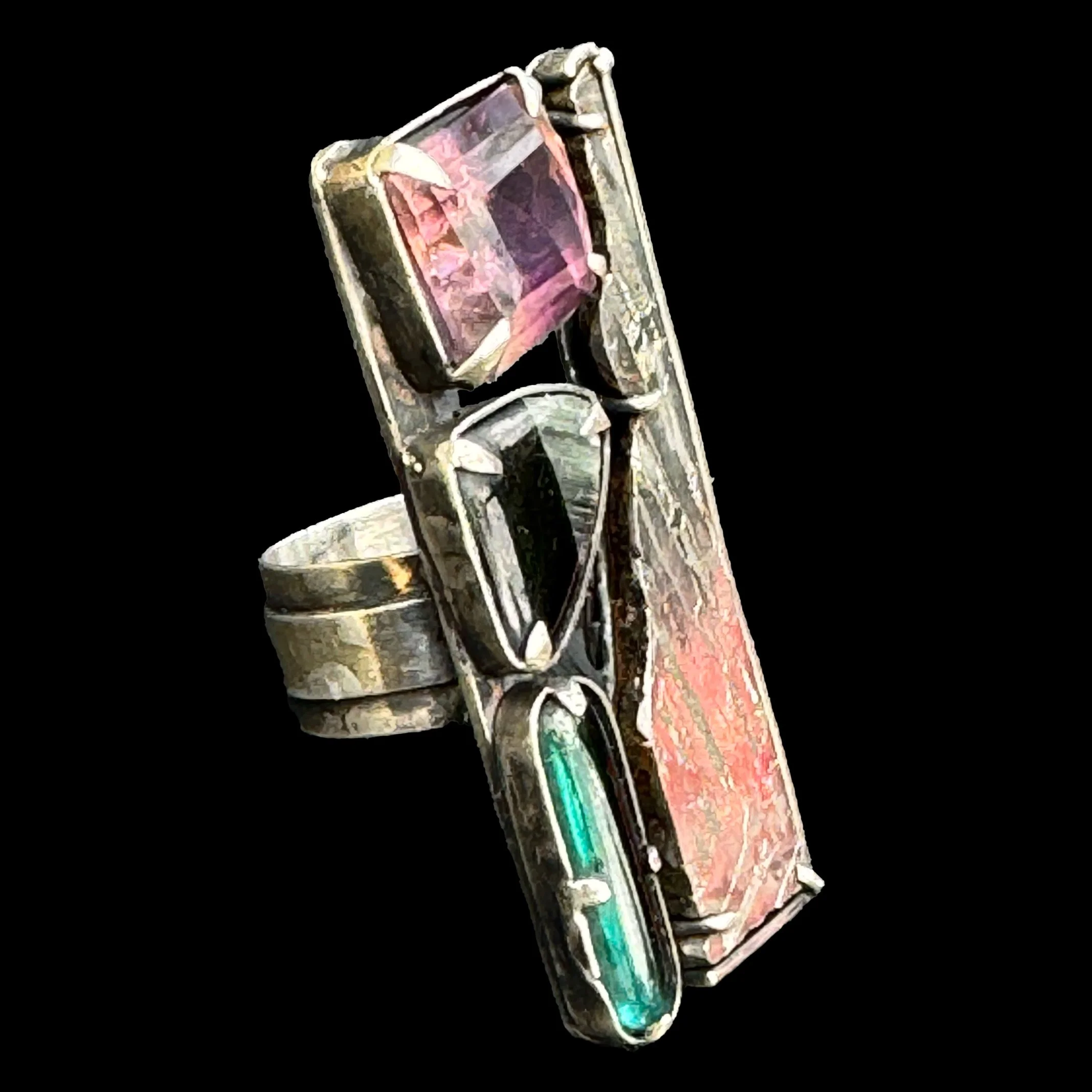 3 stones +tourmaline ring side2.jpg