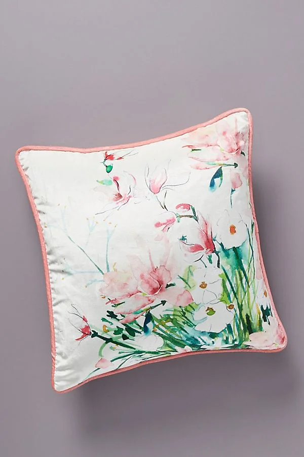 Anthropologie product illustrations by Melbourne based artist & Illustrator Sarah Hankinson. 