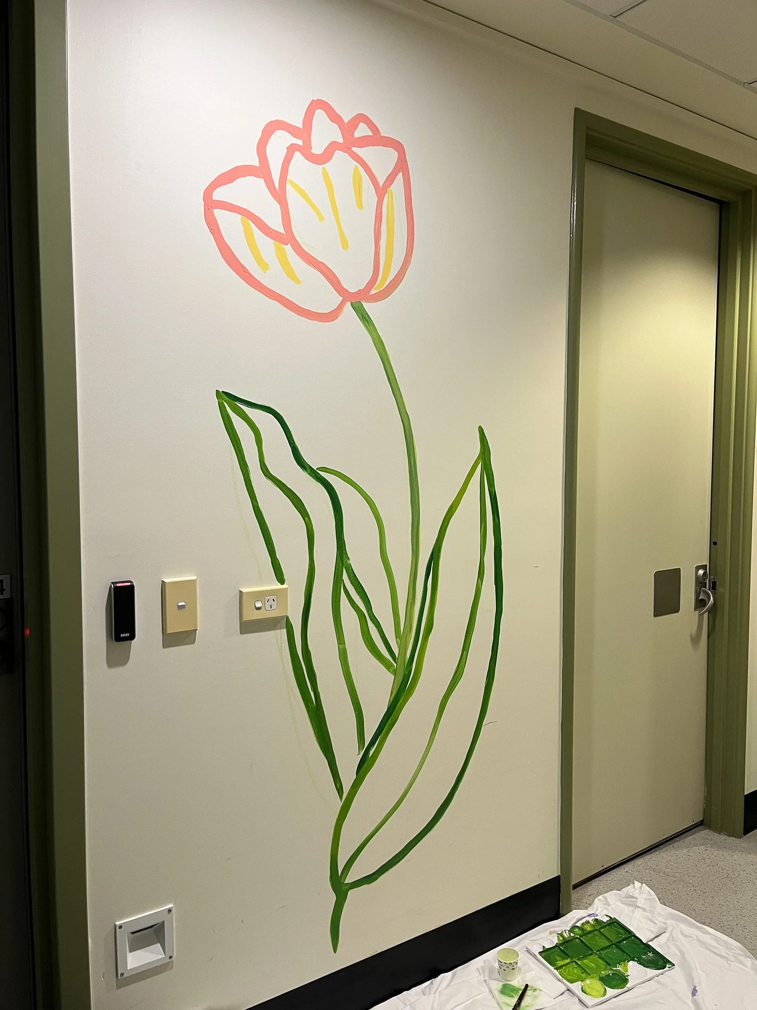 Sarah Hankinson_Melbourne Botanical Tulip Mural9.jpg