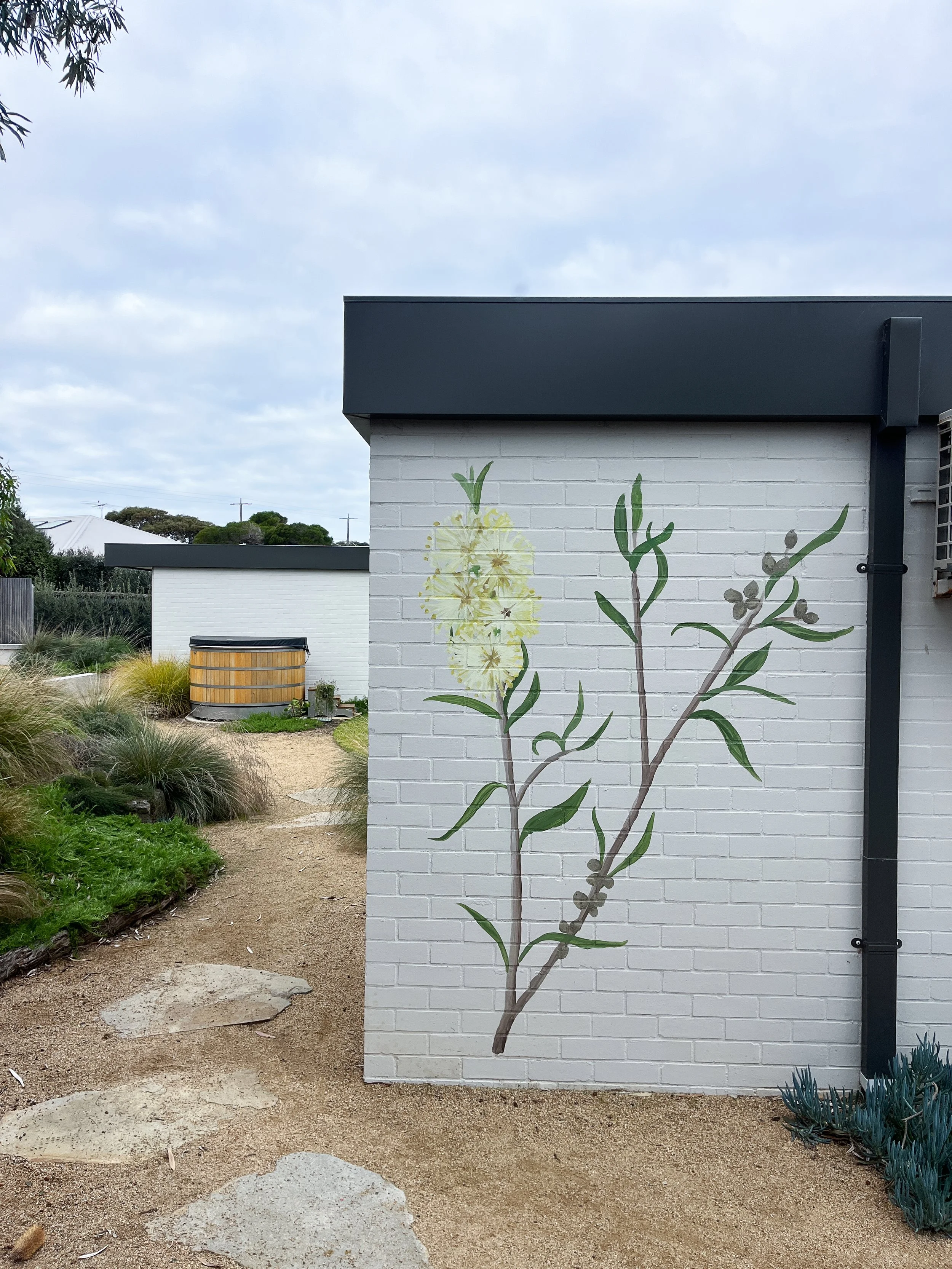 Sarah Hankinson_Moonah Botanical Mural 12.jpg