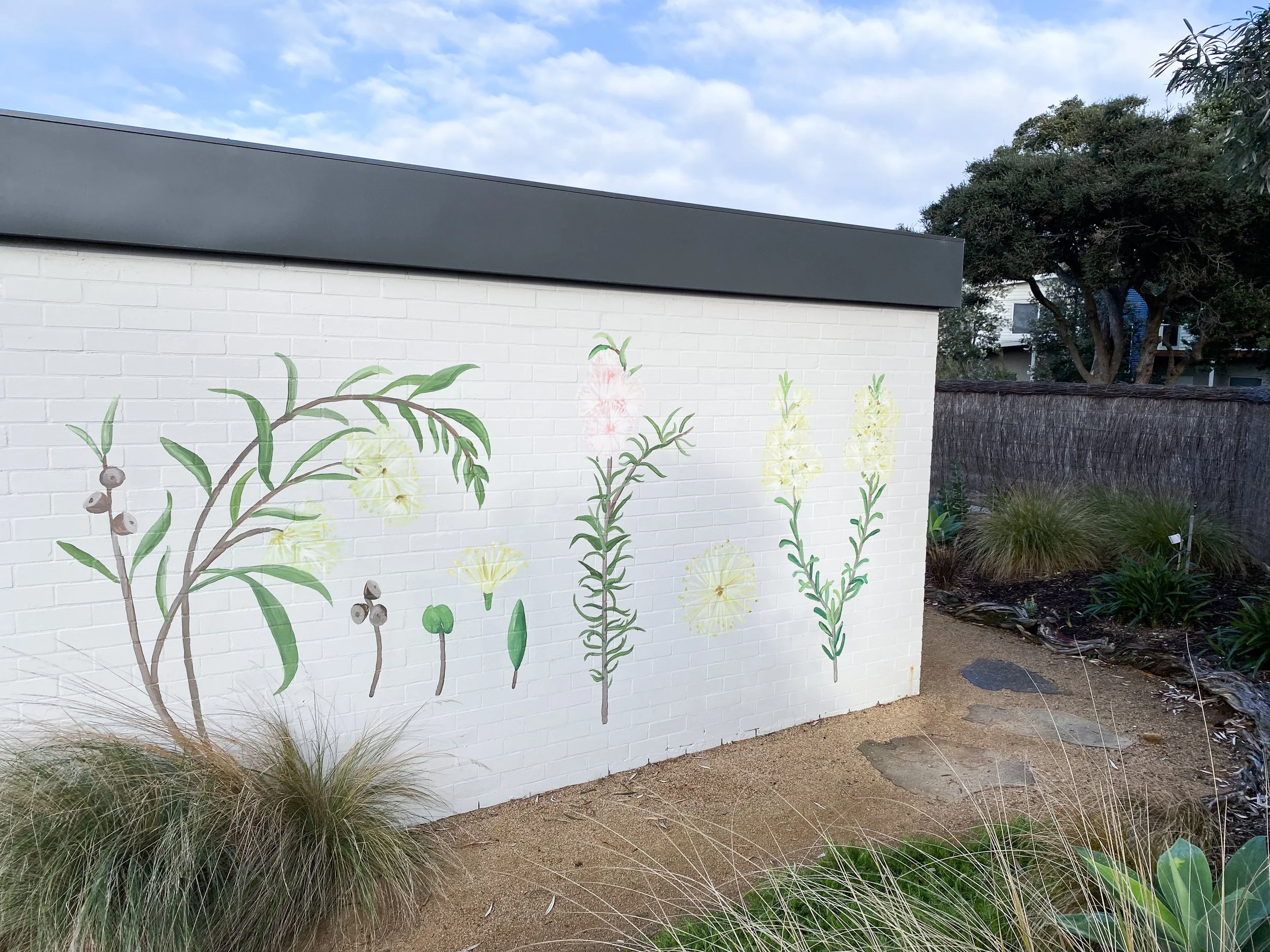 Sarah Hankinson_Moonah Botanical Mural 3.jpg