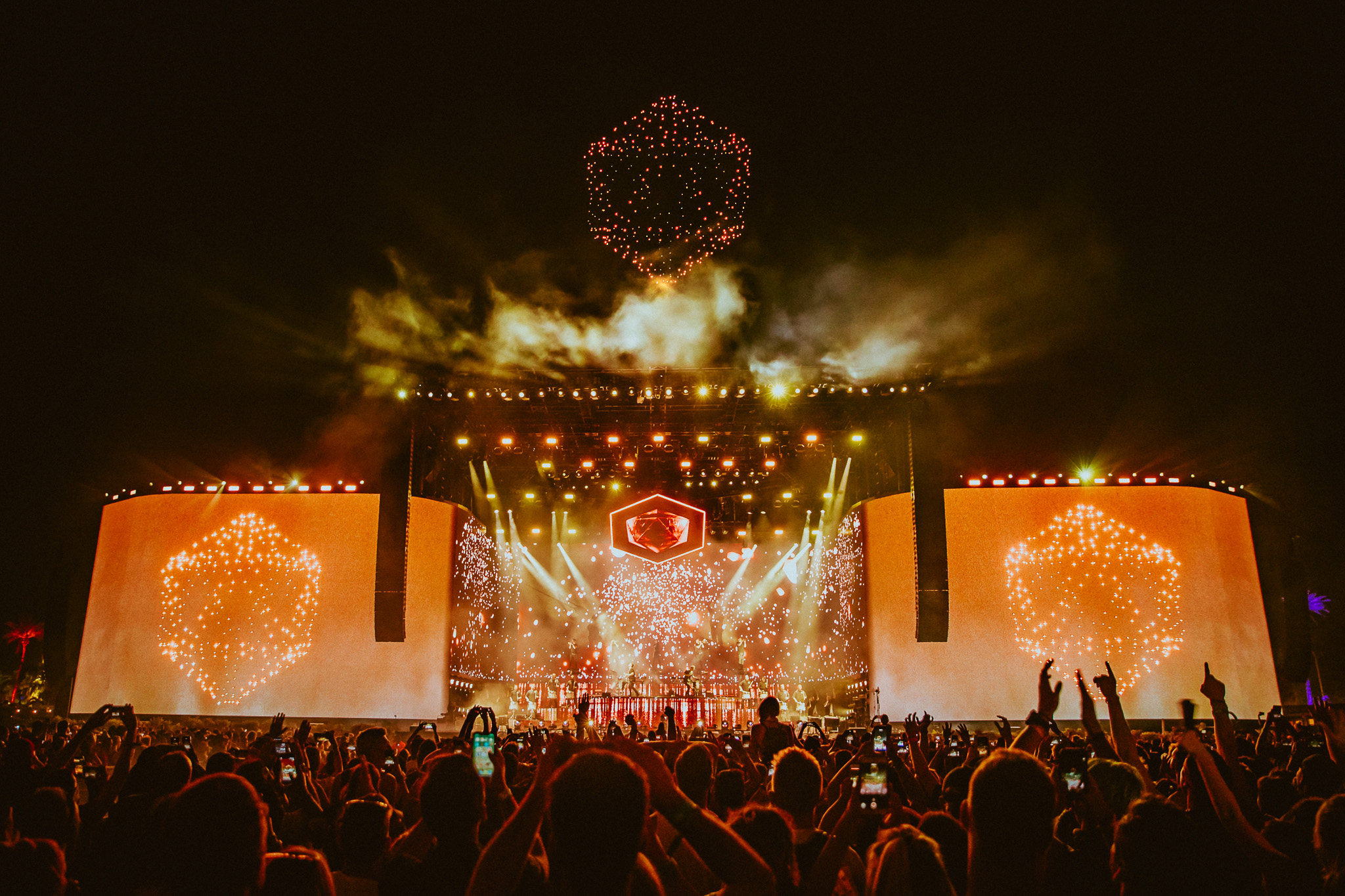 Coachella18_W1_IngestB_024289_brighter_drones.jpg