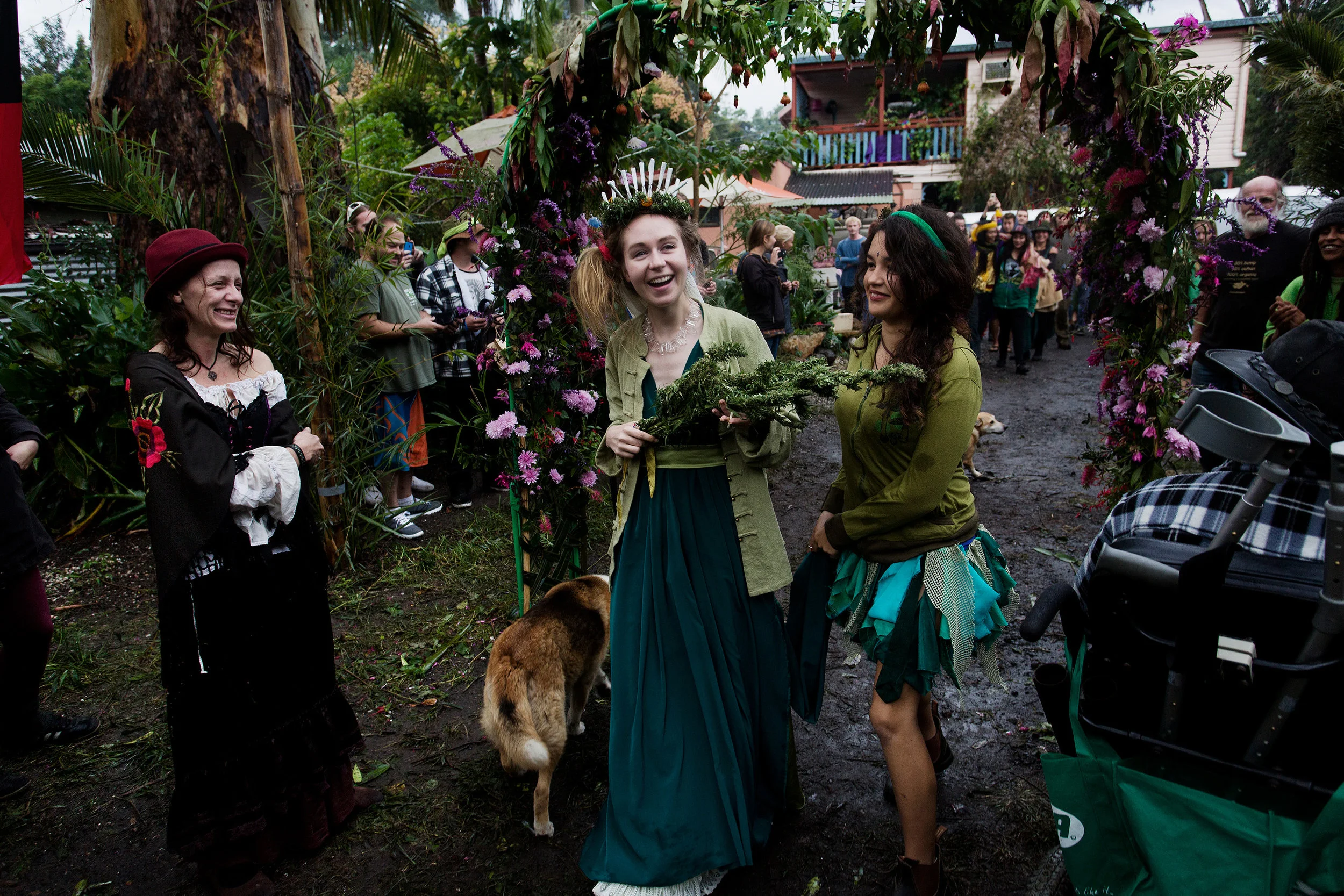  On Mardigrass Eve, the first Ganja wedding was conducted by civil celebrant Debbie Guest, behind the Oasis Cafe in Nimbin NSW, Australia. The bride, Aiti Marin was festively dressed in green bearing a dozen joints in her hair, complete with a freshl