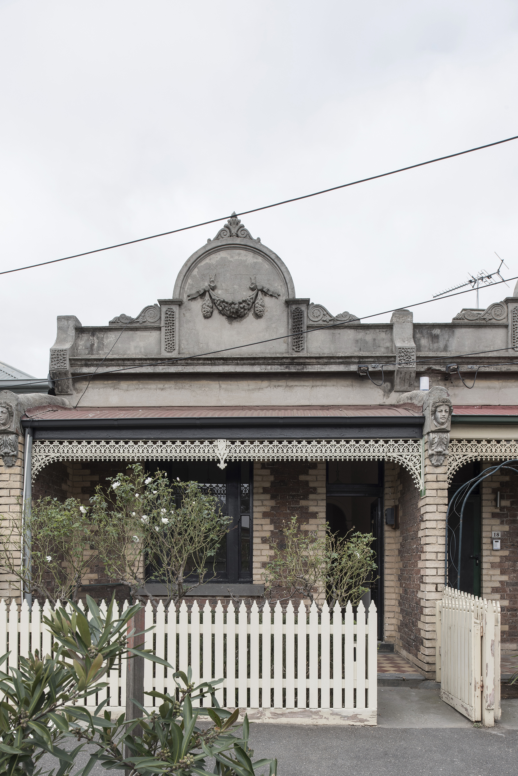 Winter Architecture_Port Melbourne House_Photography by Nicole England_11.jpg