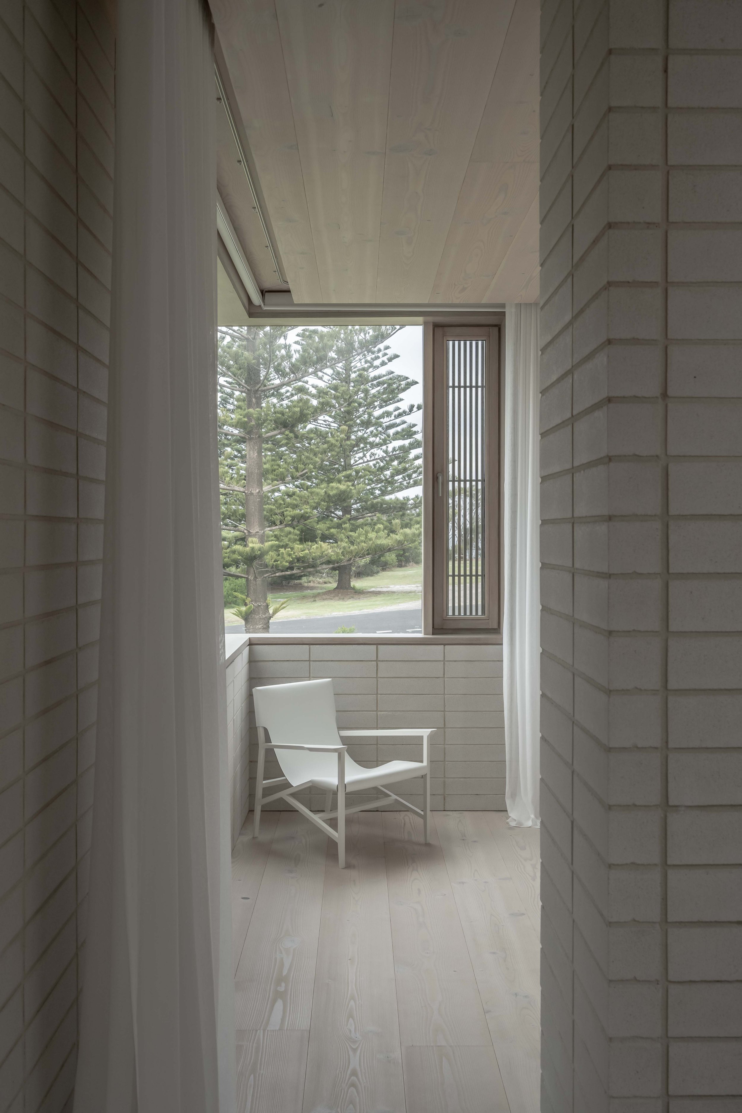 Bermagui Beach House_Winter Architecture _ Kelly Royle Landscape Architecture_©Jack Mounsey_LR_00009.jpg