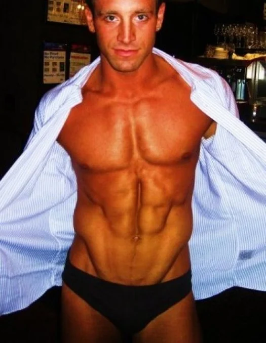  HOTTEST HUNK WINNER IS... STEPHEN MUSCA!