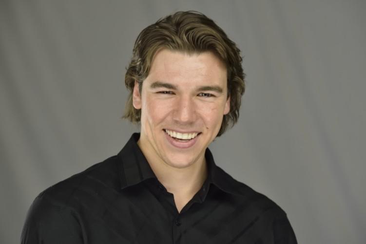 CHRISTIAN R