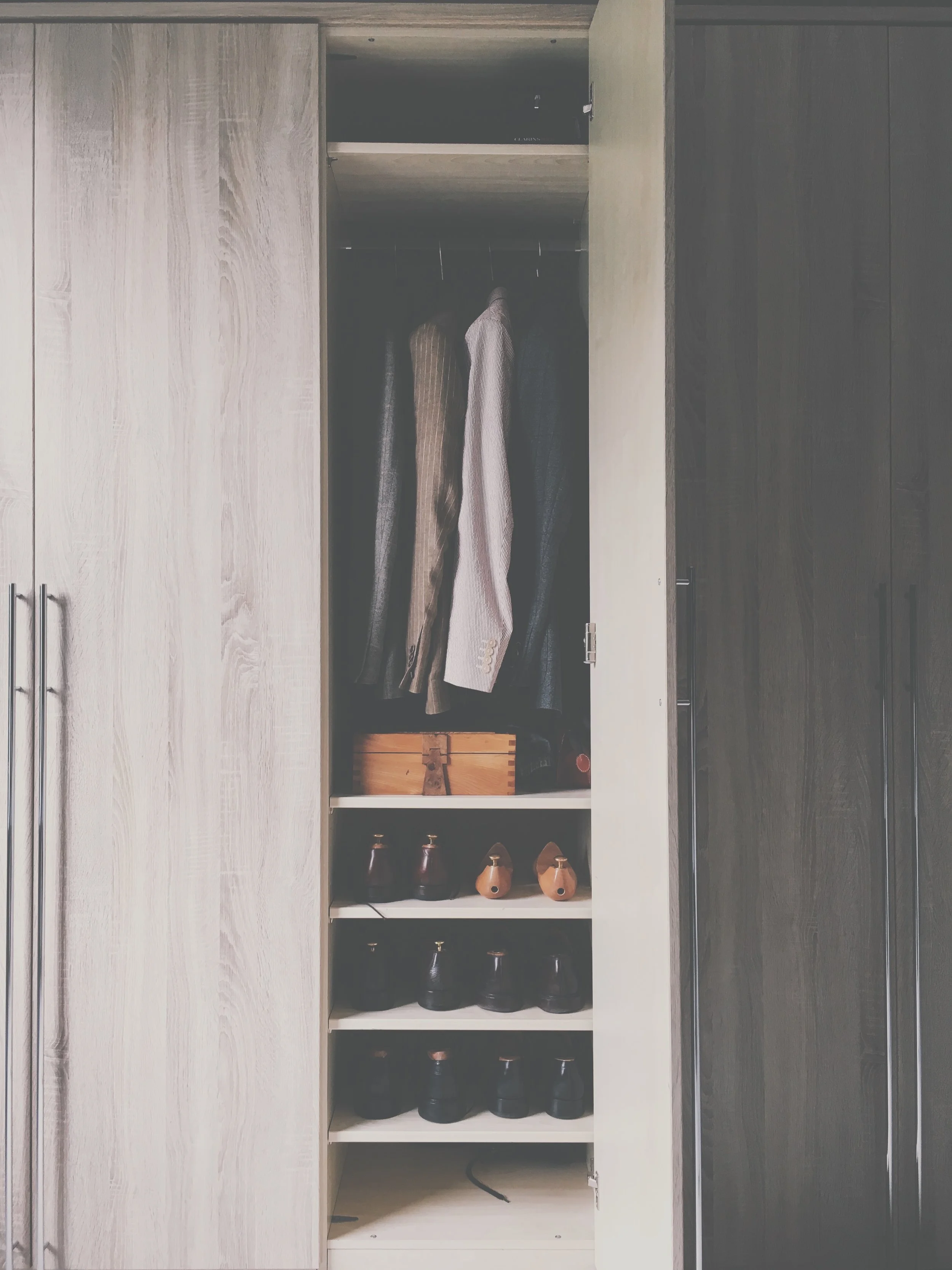 WARDROBE.jpg