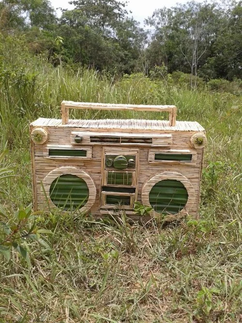 KIX-WoodenBoombox-6.jpeg