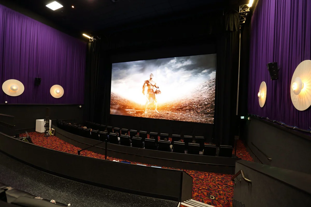 Samsung Massive Cinema.jpg