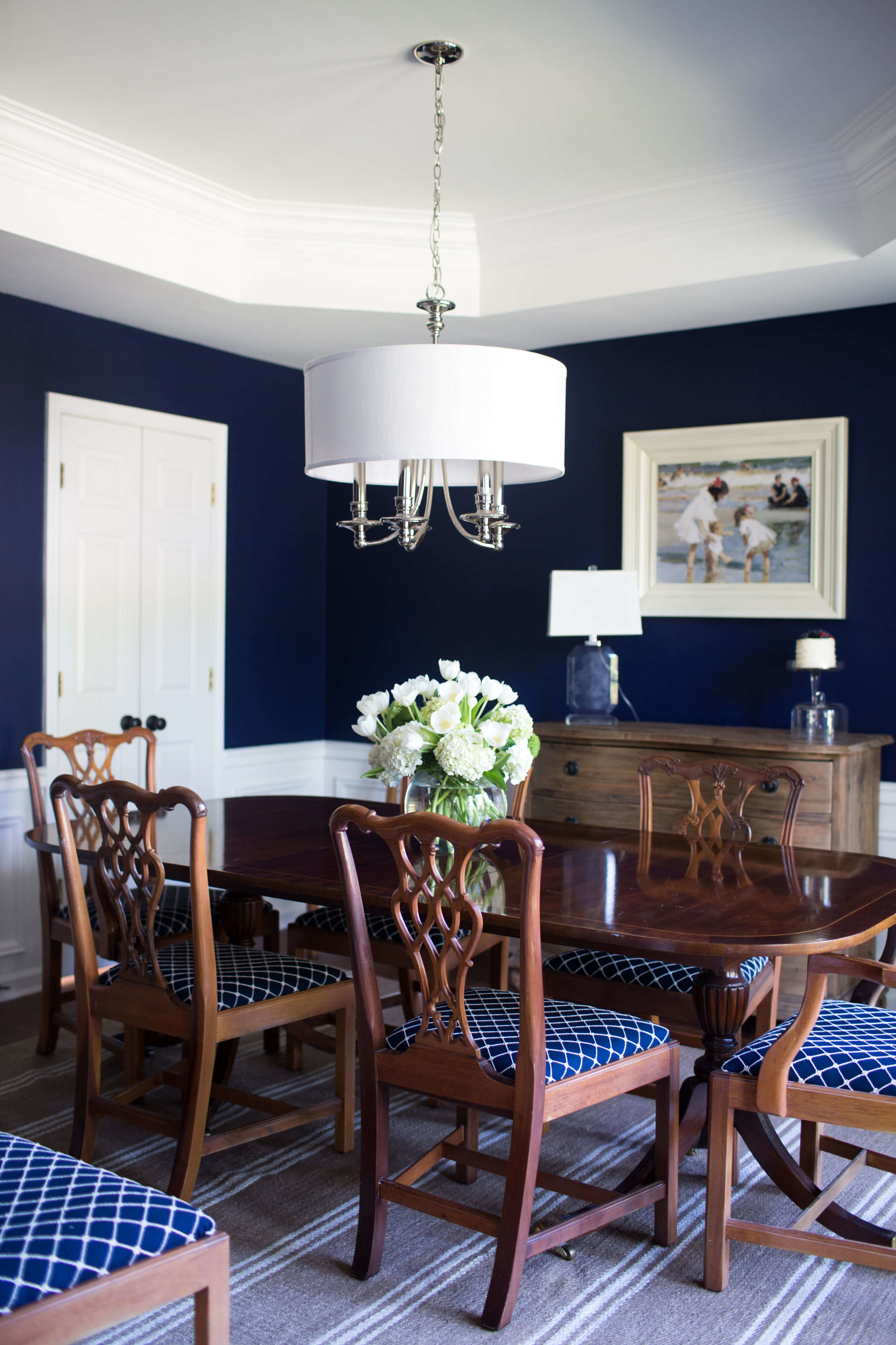 ivory-lane-interiors-navy-blue-dining-room-interior-design-atlanta-georgia-3.jpg