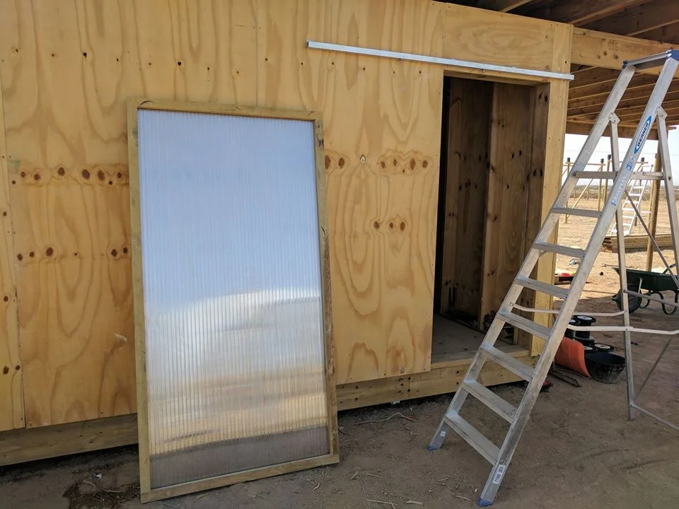 Door, ready for action! 