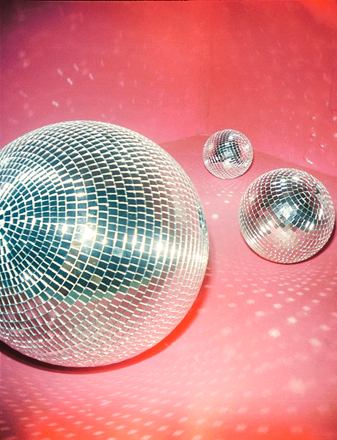 Disco-balls2.gif