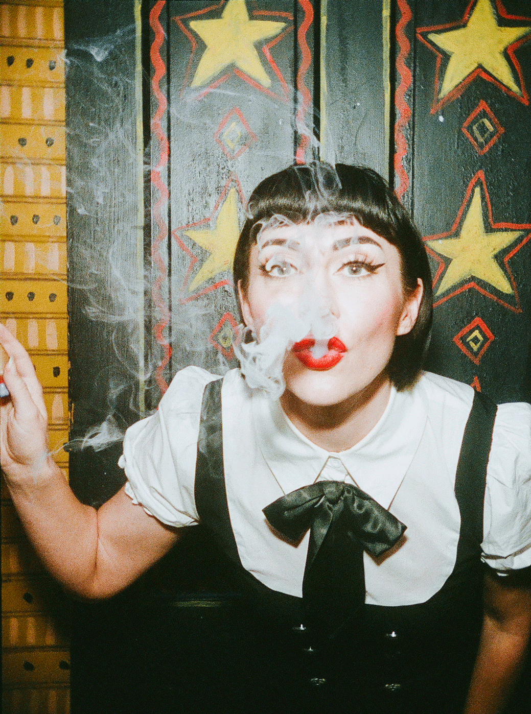 Qveensmoke.gif