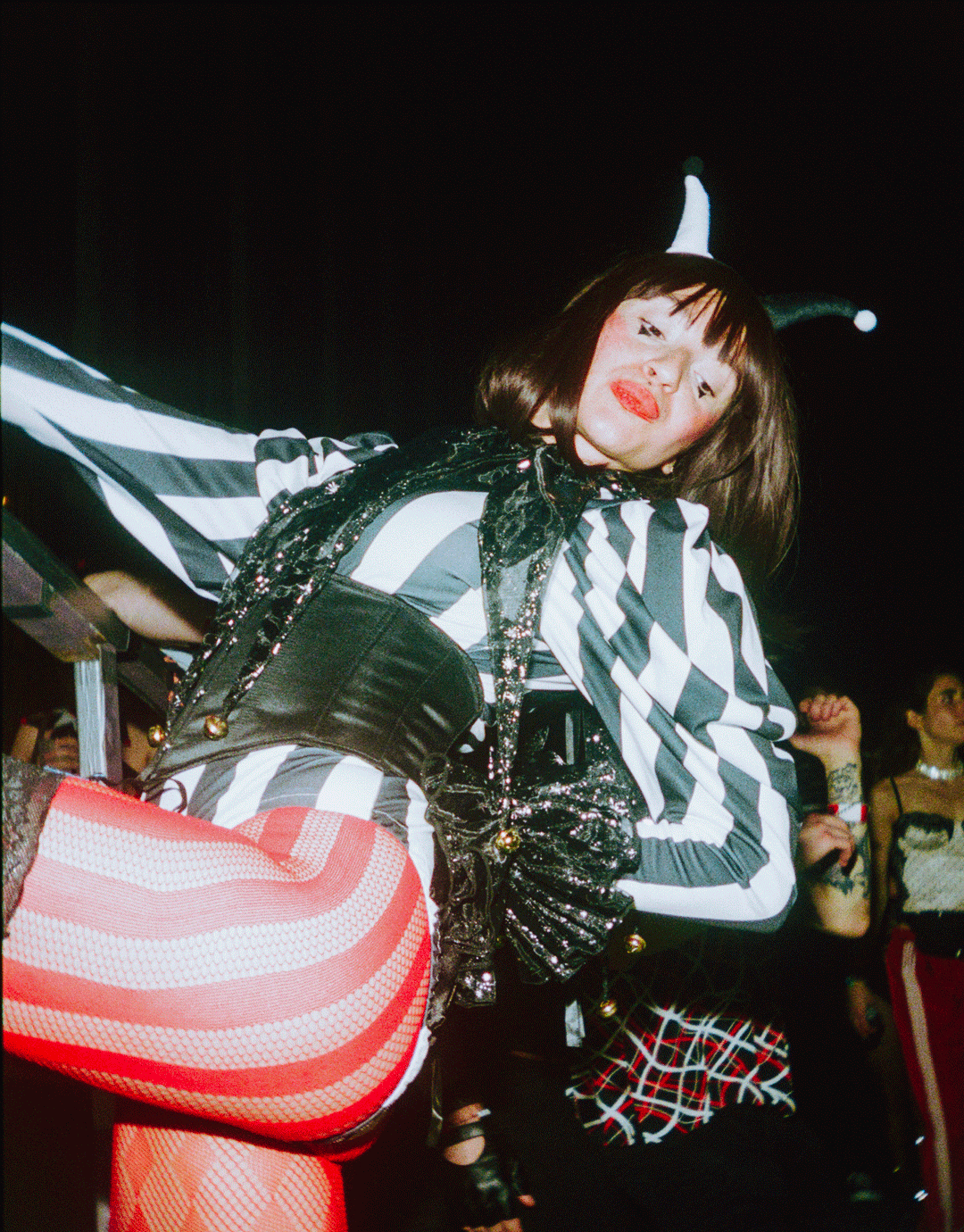 clown-girl.gif