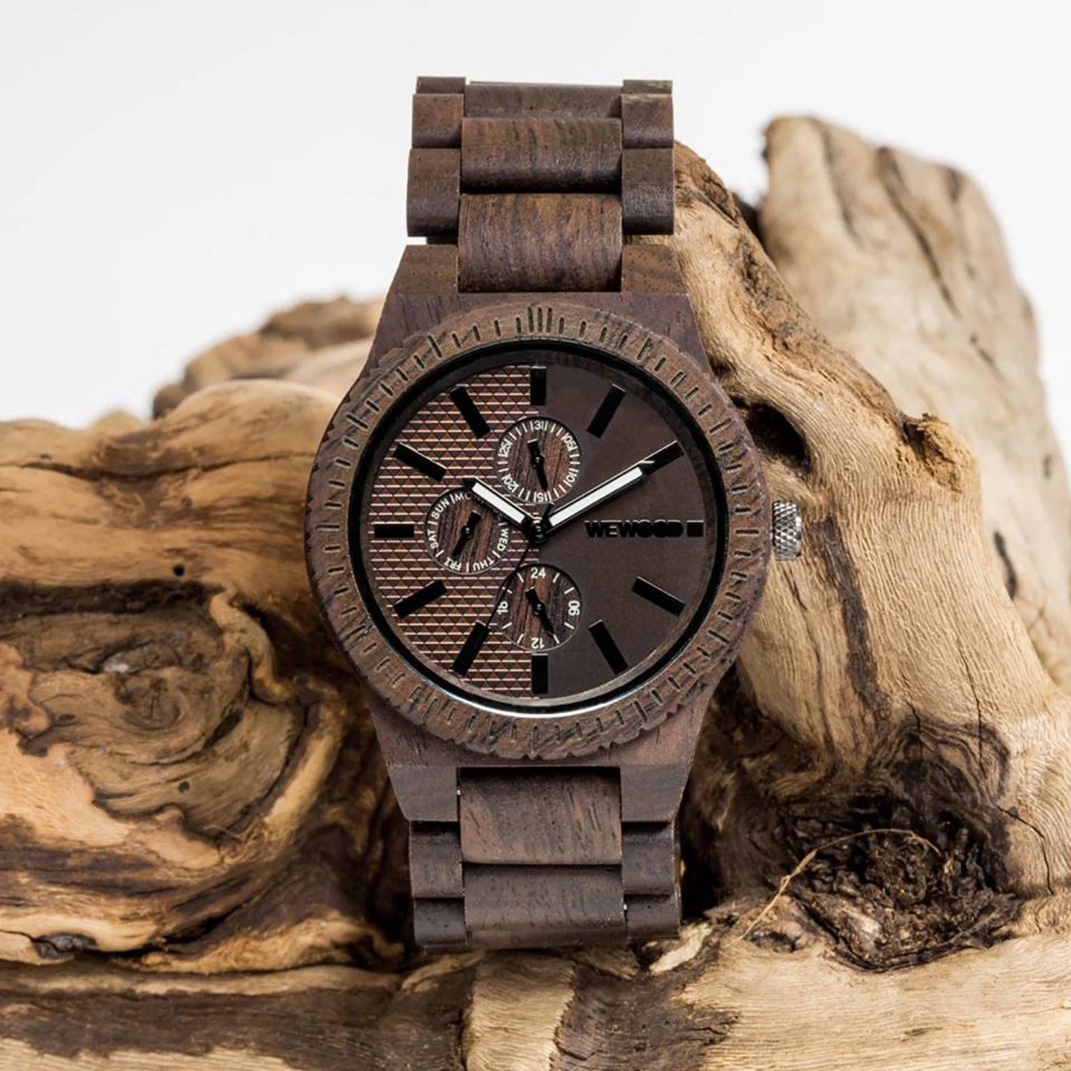 © WeWood