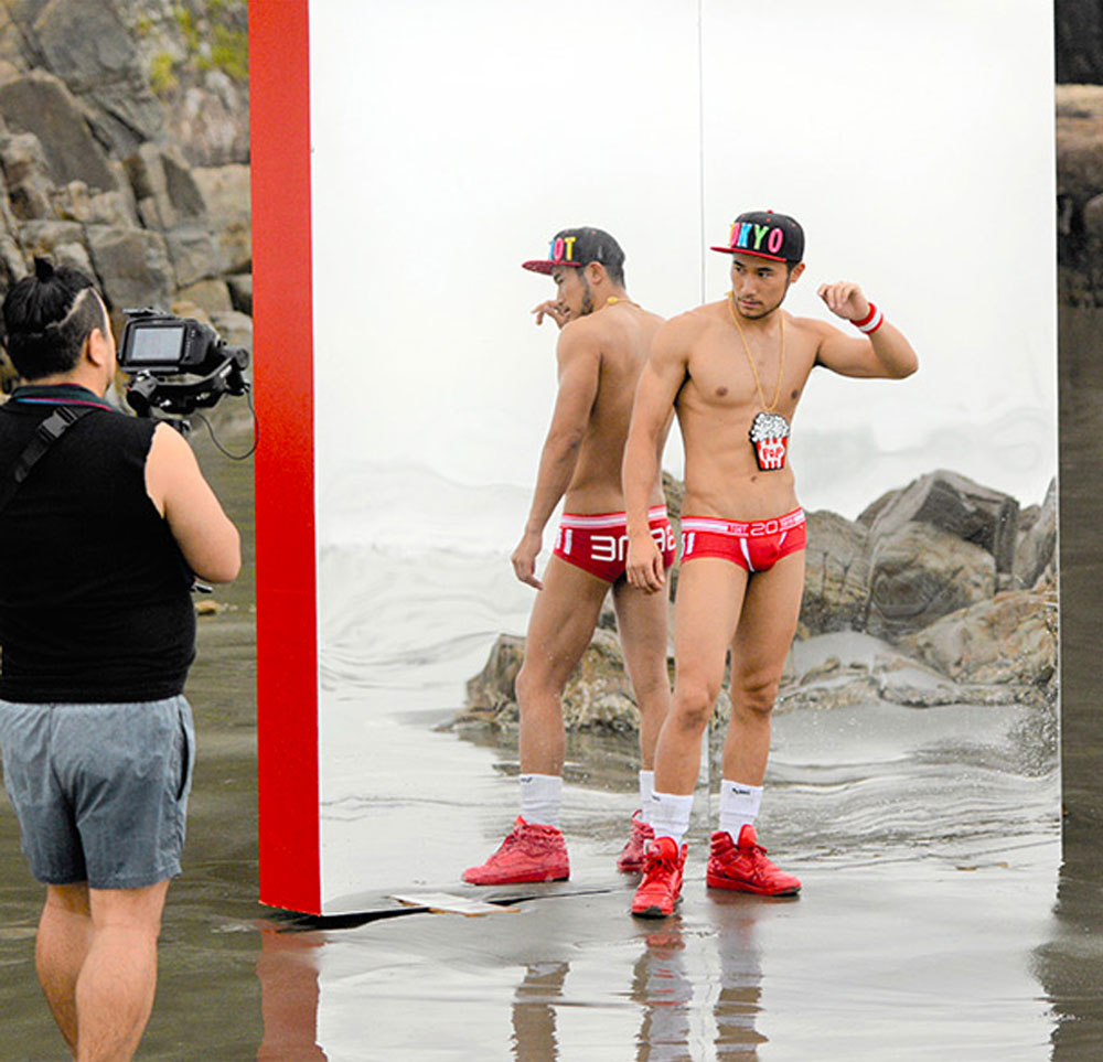 Made-In-Japan Luxury Briefs To Debut In NY Fashion Week