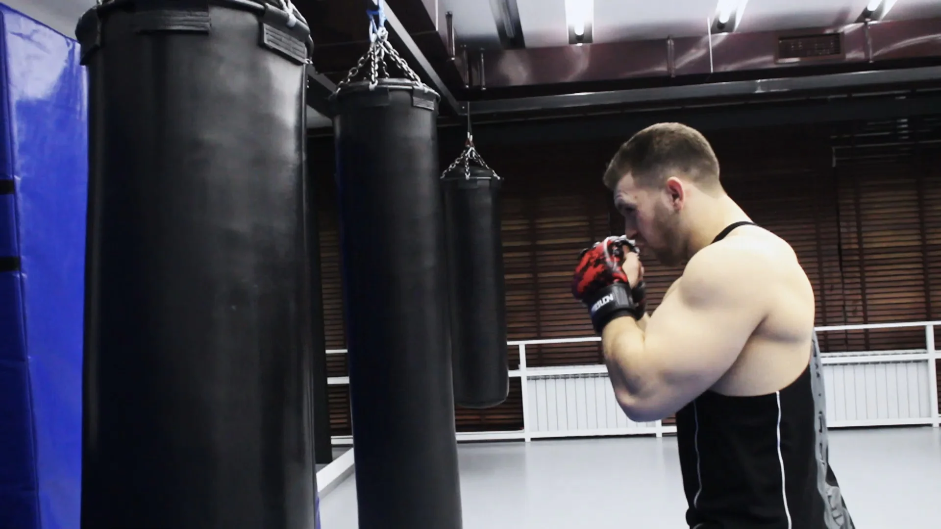 AMAZING WRESTLING WITH BIG MUSCLE GUYS | GYM TRAINING AND FLEXING | BOXING