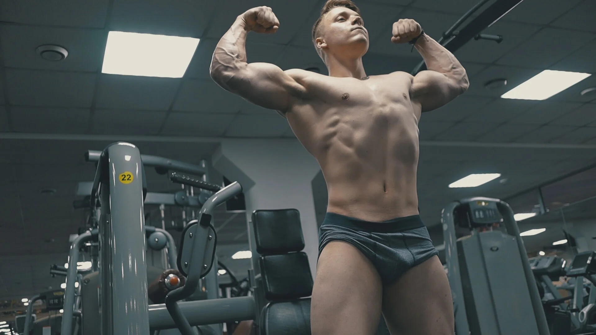 Double Russian Aesthetic | Sergey and Vadim Flexing and Training together