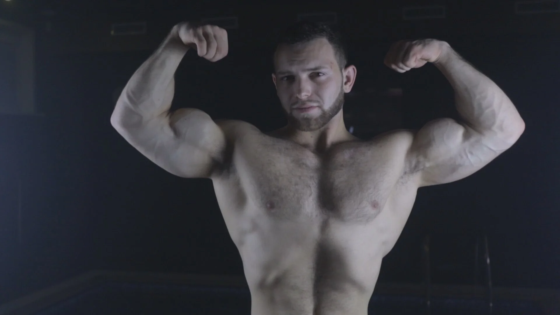 Awesome Flexing show in shower with Sergey