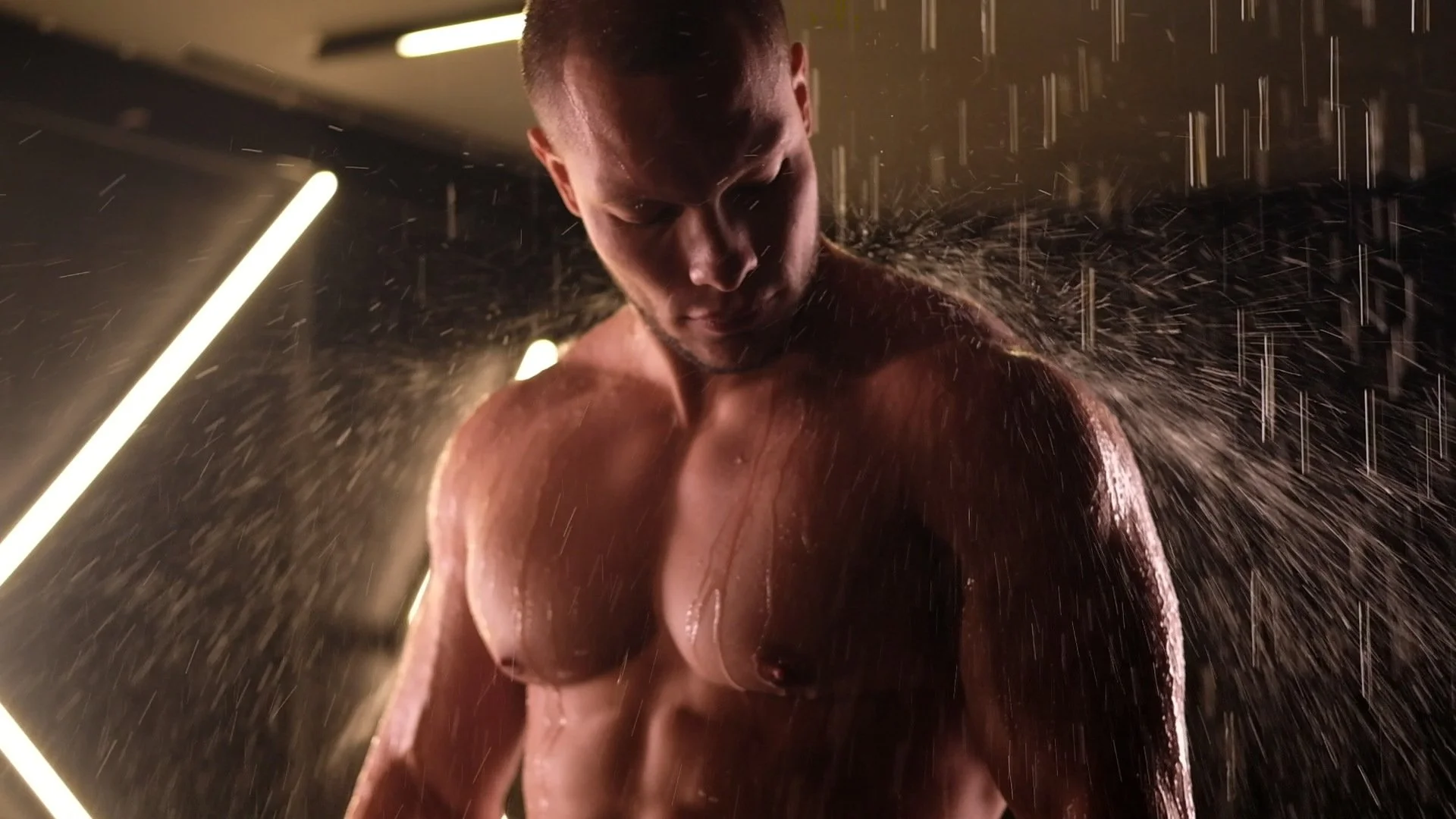 Aesthetic Muscle Show In Water