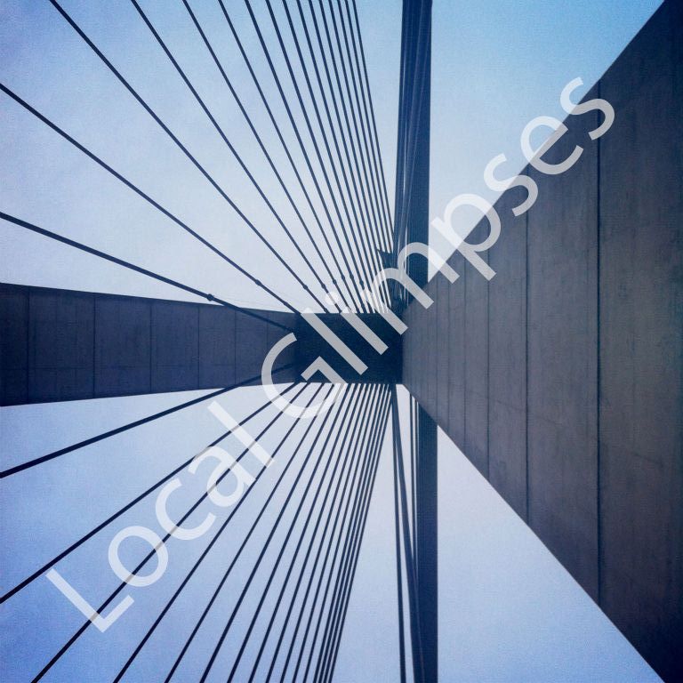 Lookup, Anzac Bridge Western Pylon