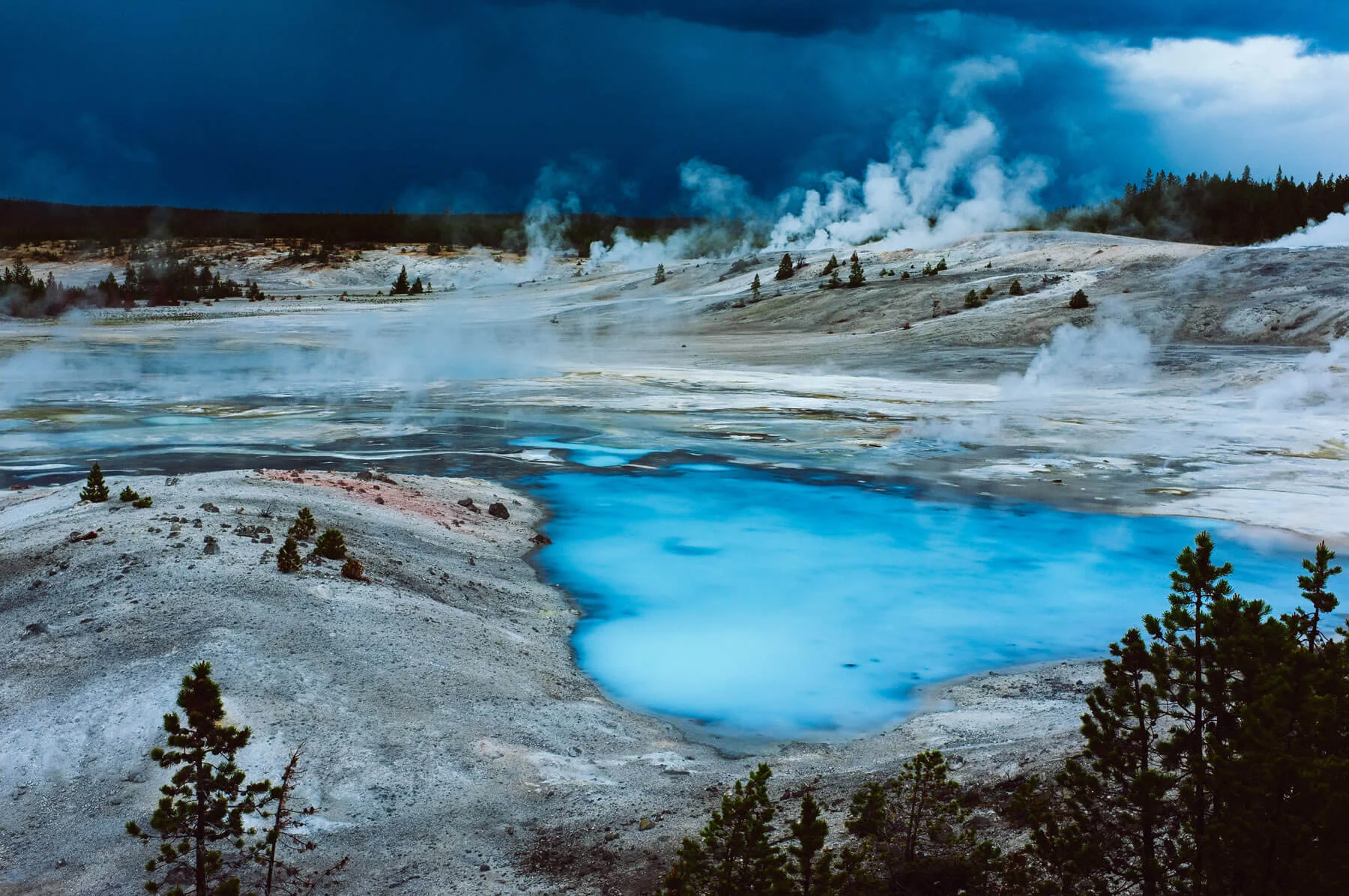 yellowstone.jpg