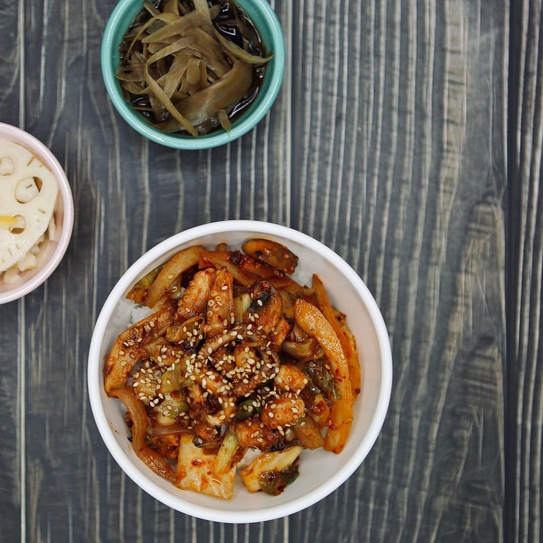   낙지덮밥/ Spicy stir-fried Octopus 