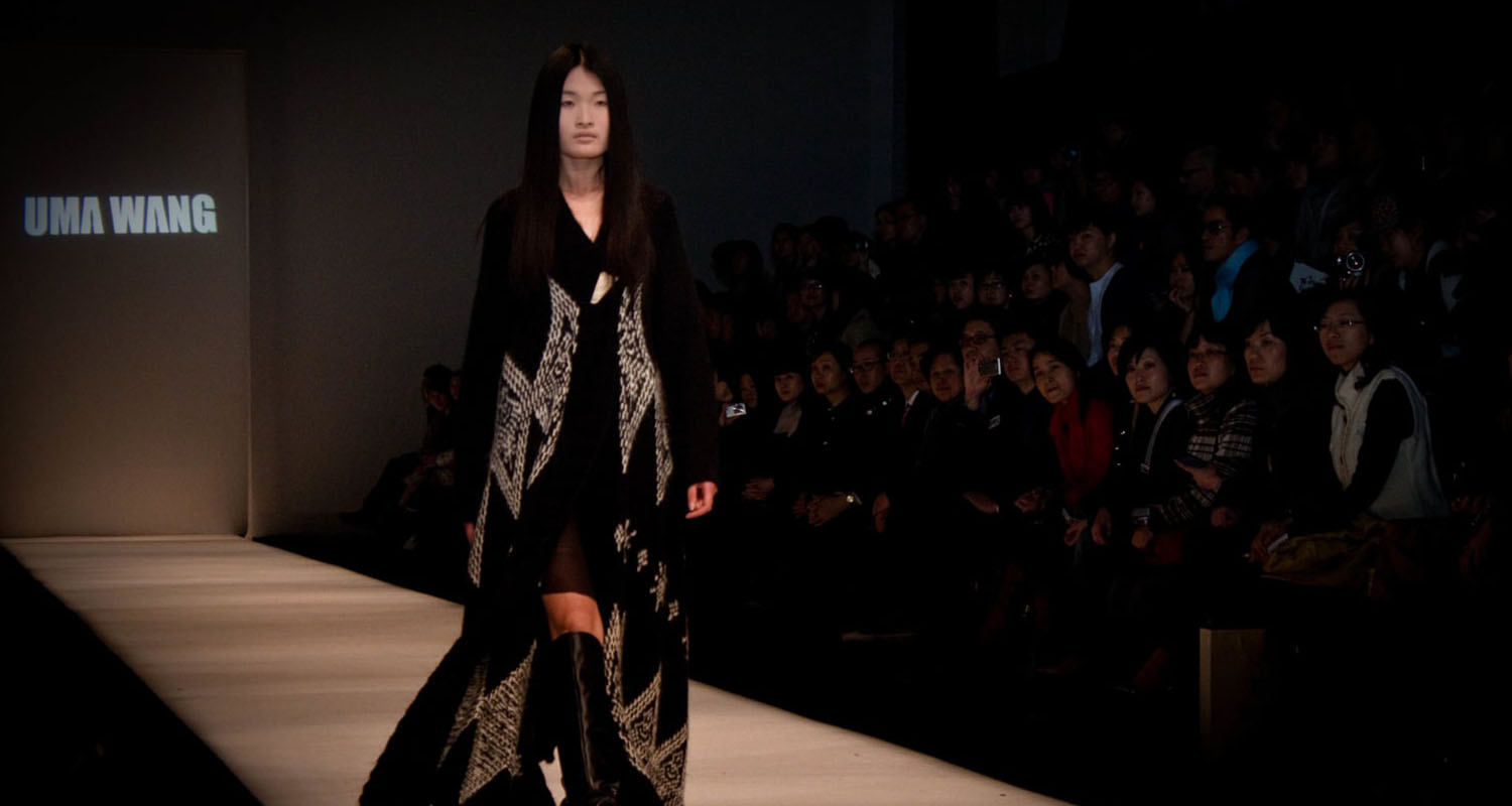 New York Fashion Week Globe The Globalized Promotion For Chinese Brands