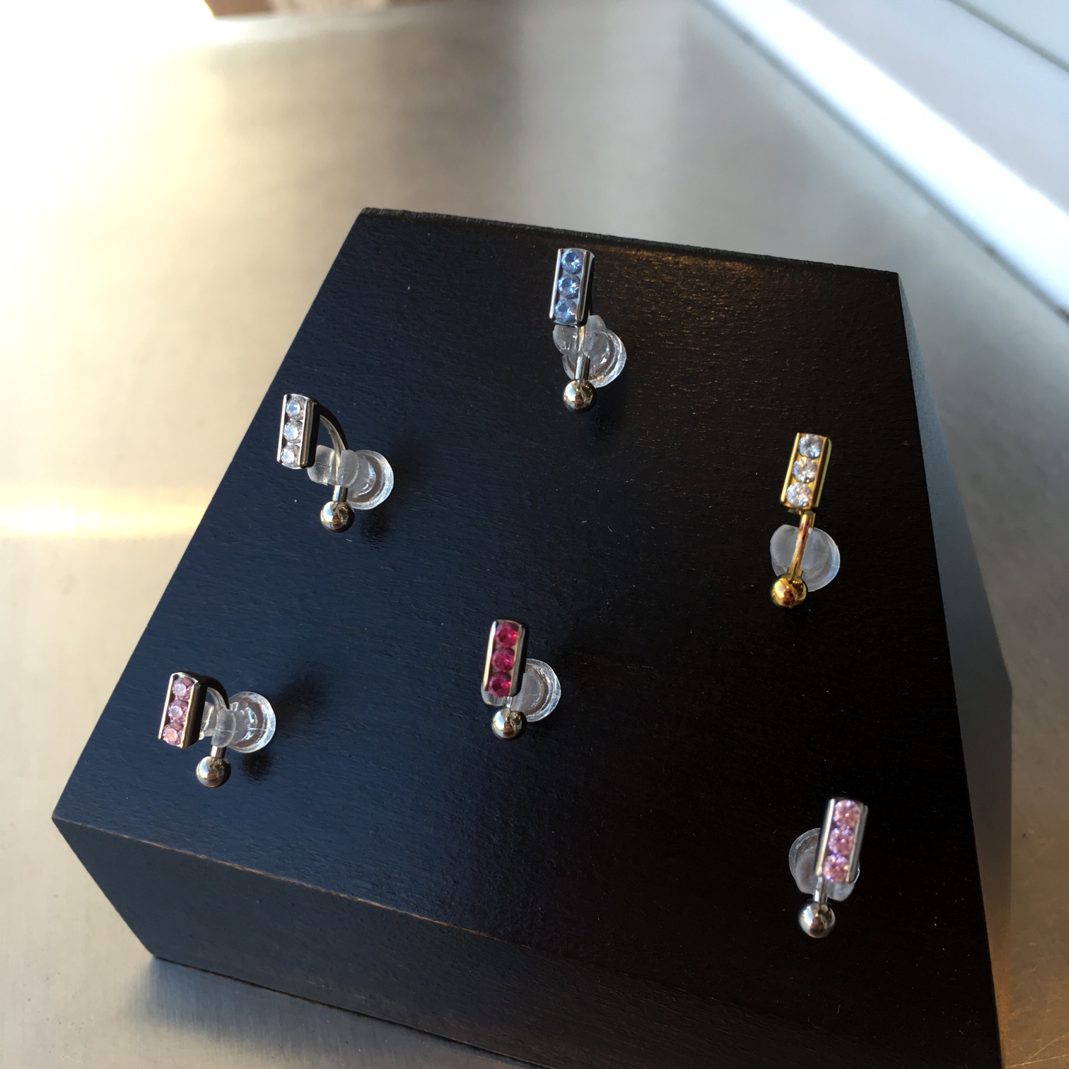 #avljewelry, #asheville, #ashevillejewelry, #ashevillepiercing, #ashevillepiercingstudio, #bodyjewelry, #goldjewelry #appmember #safepiercing