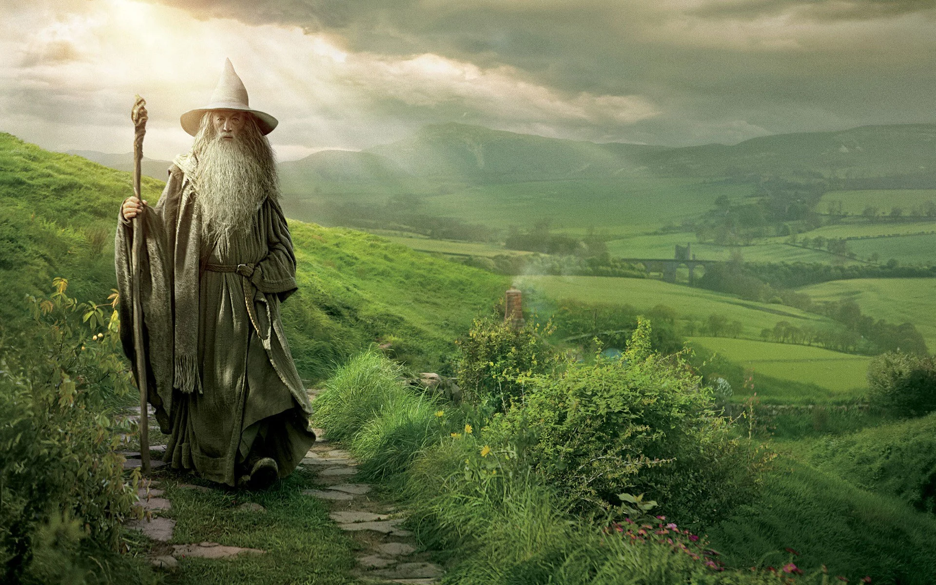 gandalf-walking3.jpg
