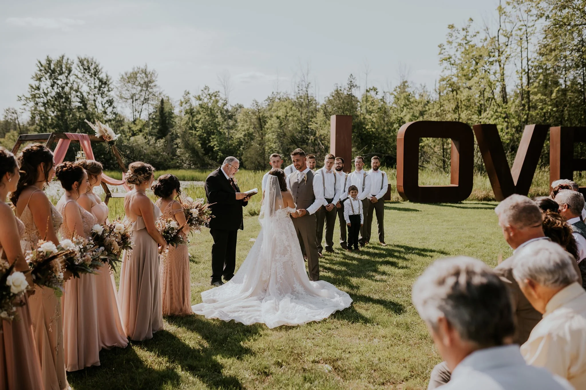 Wedding Albums — Tobacco Ranch, image size:2048x1365