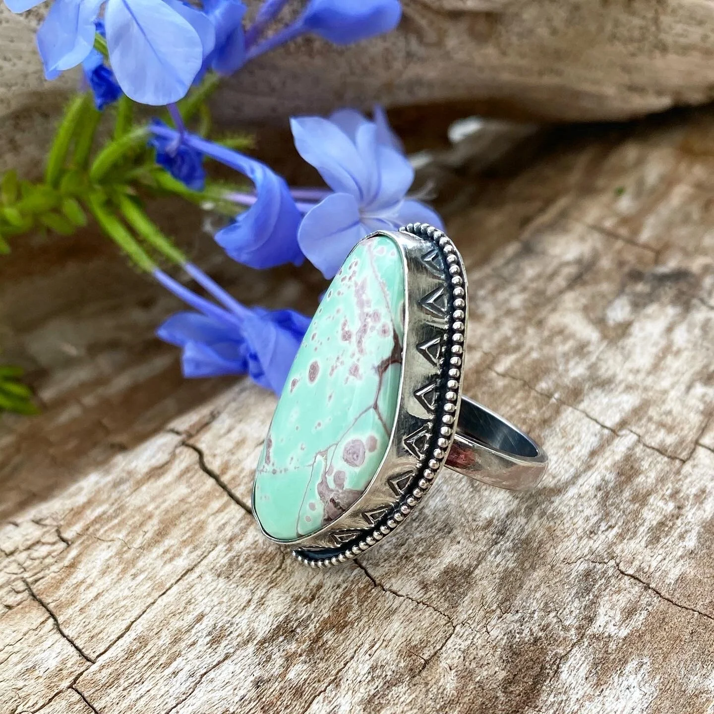 B3FF1E87-9C92-4279-A7E3-DBA6AA92750C