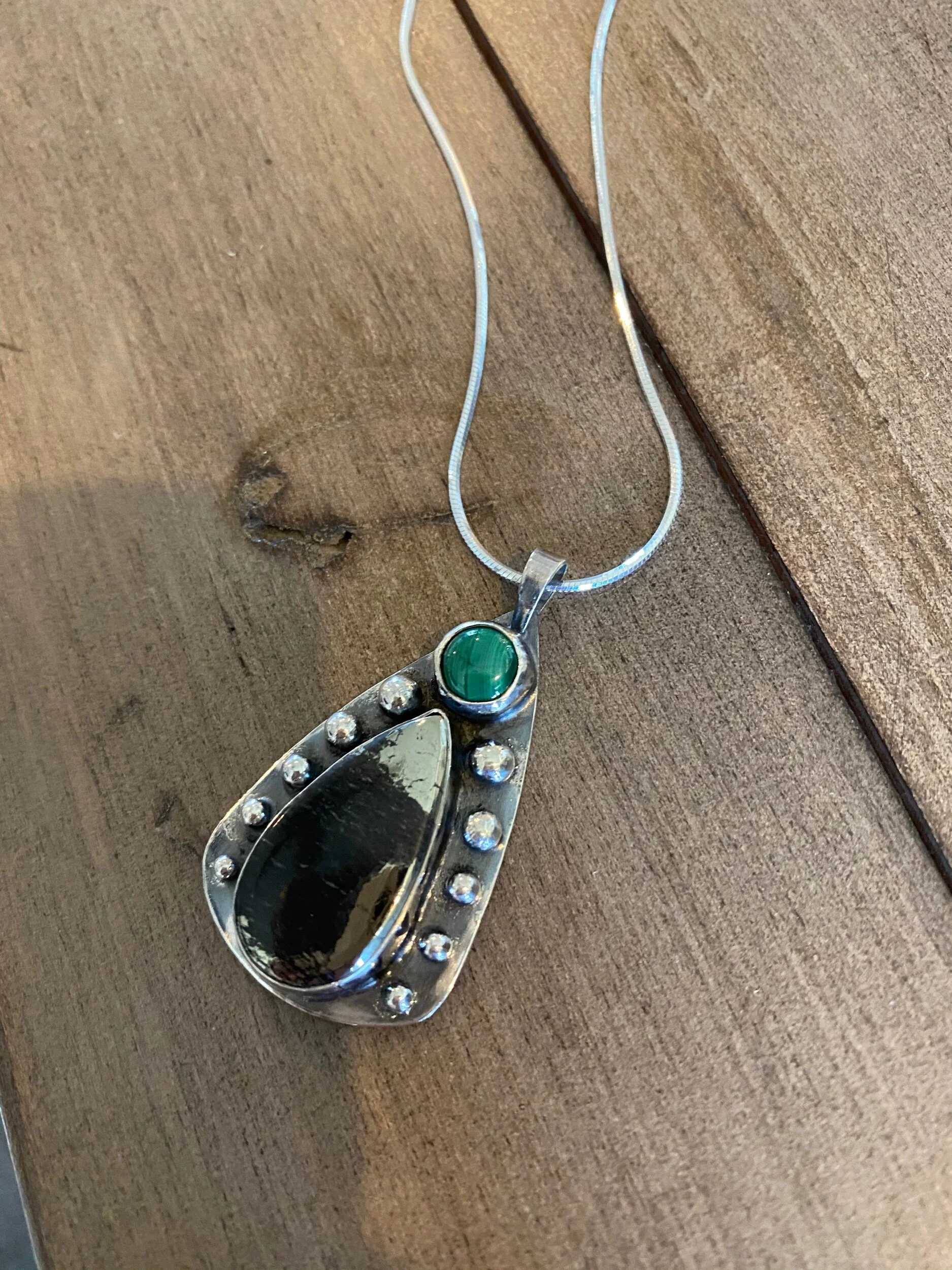 E0D676D0-EE3D-471C-9436-B40D2B8F4664