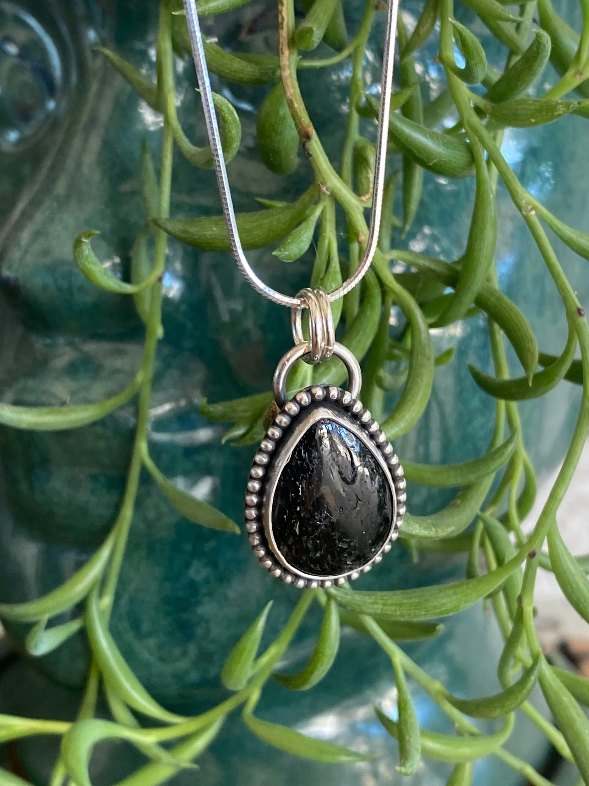 9507B84E-2F3C-4AE2-8893-9E9D536CF59C