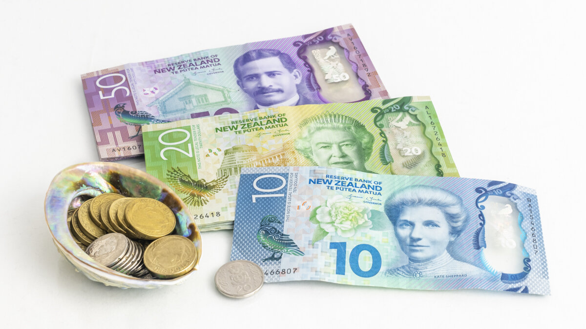 NZ Money IV