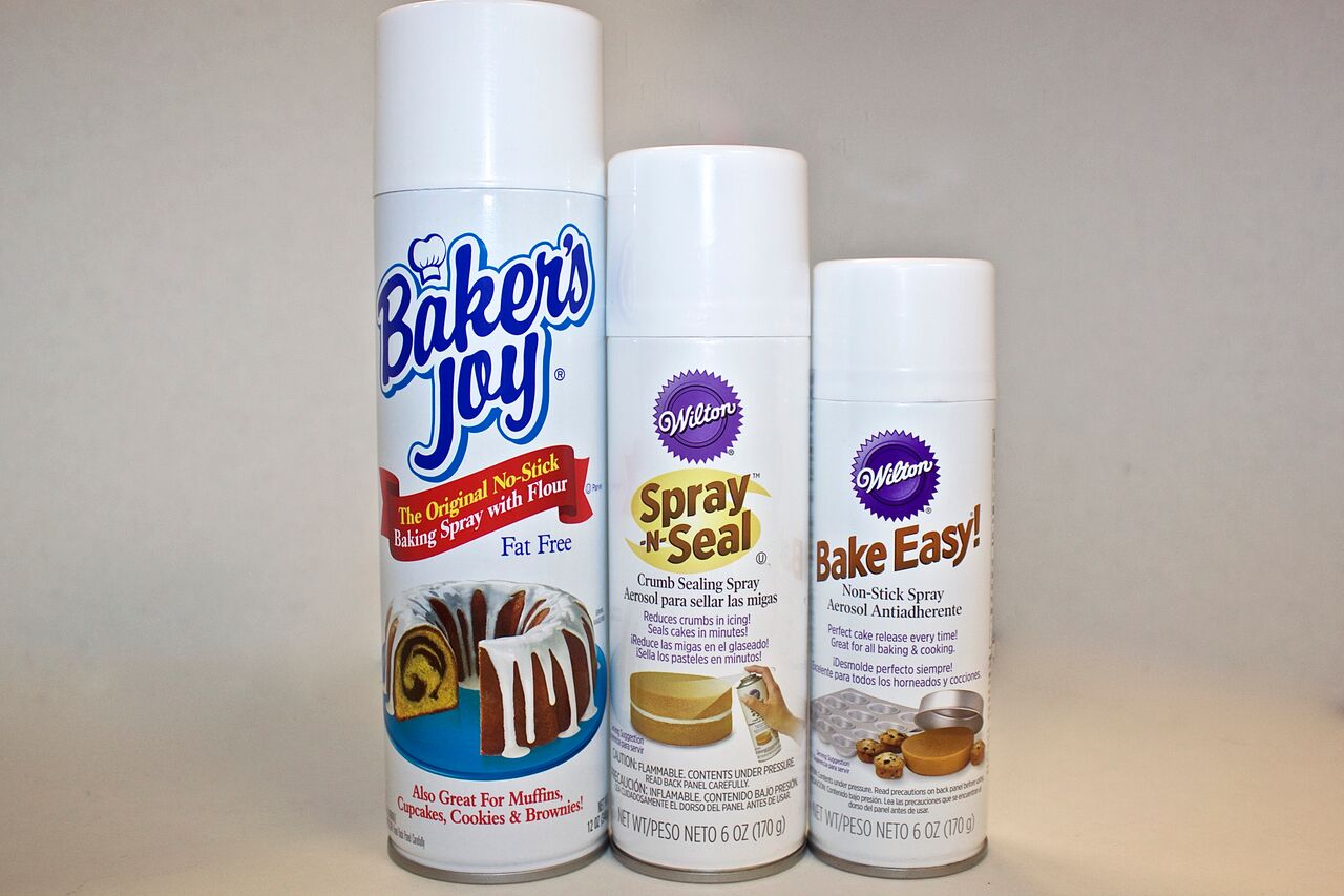 Baker's Joy No Stick Baking Spray With Flour 5 Oz, Cooking Sprays