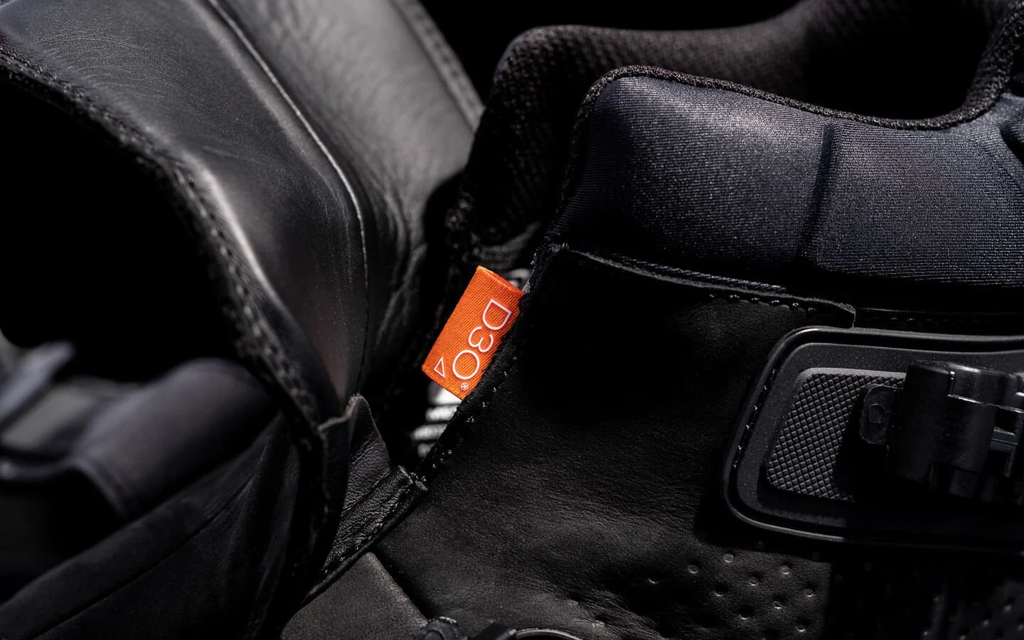 SlabtownWPCEBootBlack_Detail3.jpg