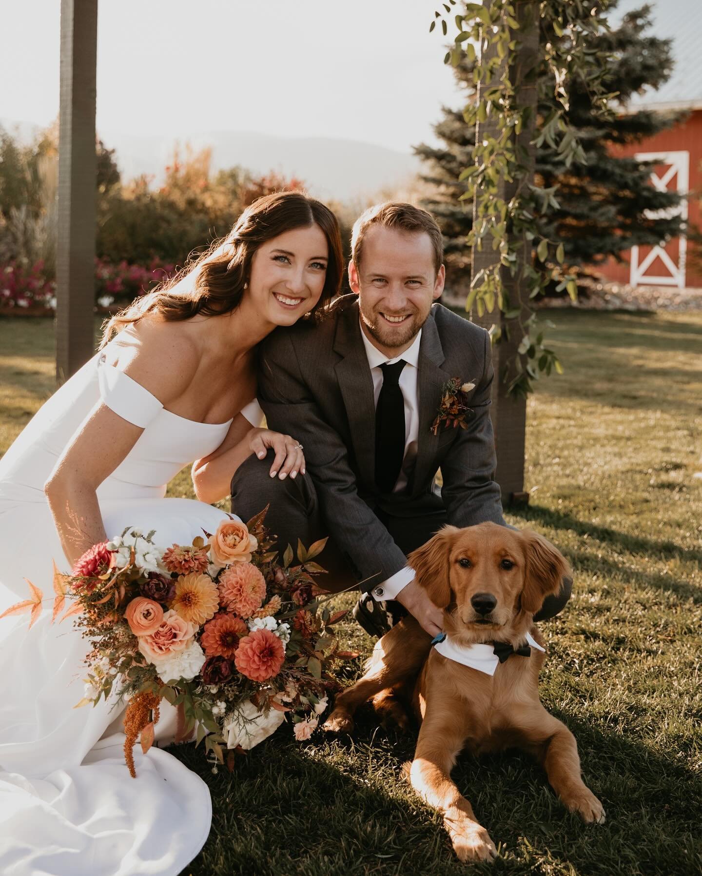 Marissa + Jack + good boy Hudson 🤍

A fall favorite from 2022. Happy 2 years, sweeties!

@marissa_mor
@ashley_taylorphotography
@brindleandoak
@crookedwillowevents
@littleshopoffloral
@emmaandgracebridal.denver