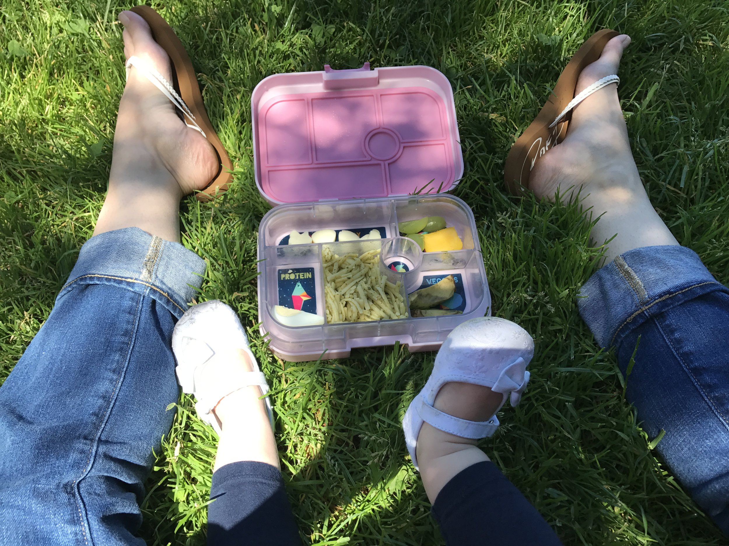 Friday afternoon found Amelia and I in a park with my beautiful friend Ginger! We spent some time playing in the playground and then enjoying some food from her Yummbox and enjoying a cup of coffee from my lovley friend!