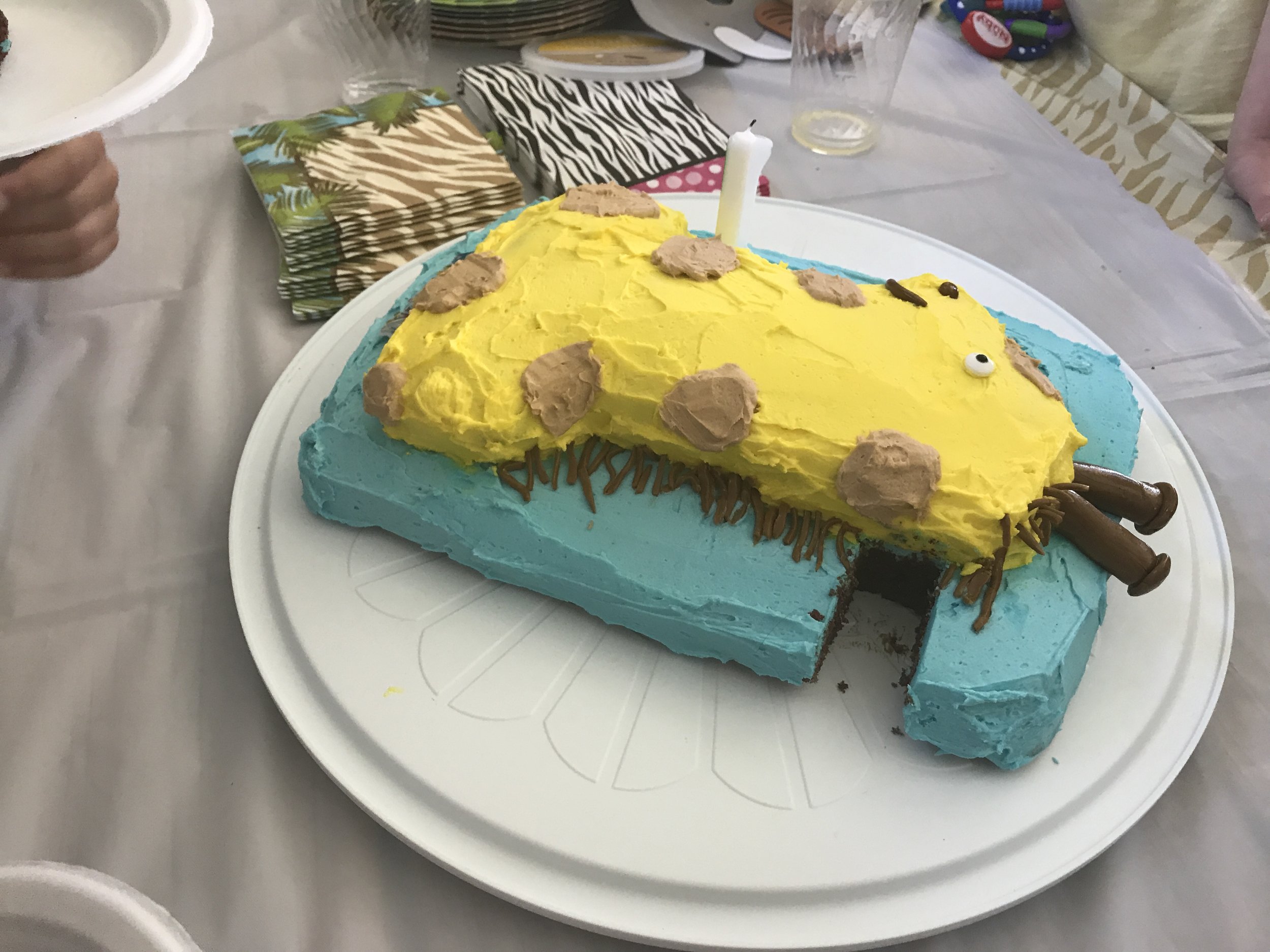 Sunday found our little family at Amelia's best friend Luca's 1st birthday! Check out this amazing cake my friend Jo made! Incredible! 