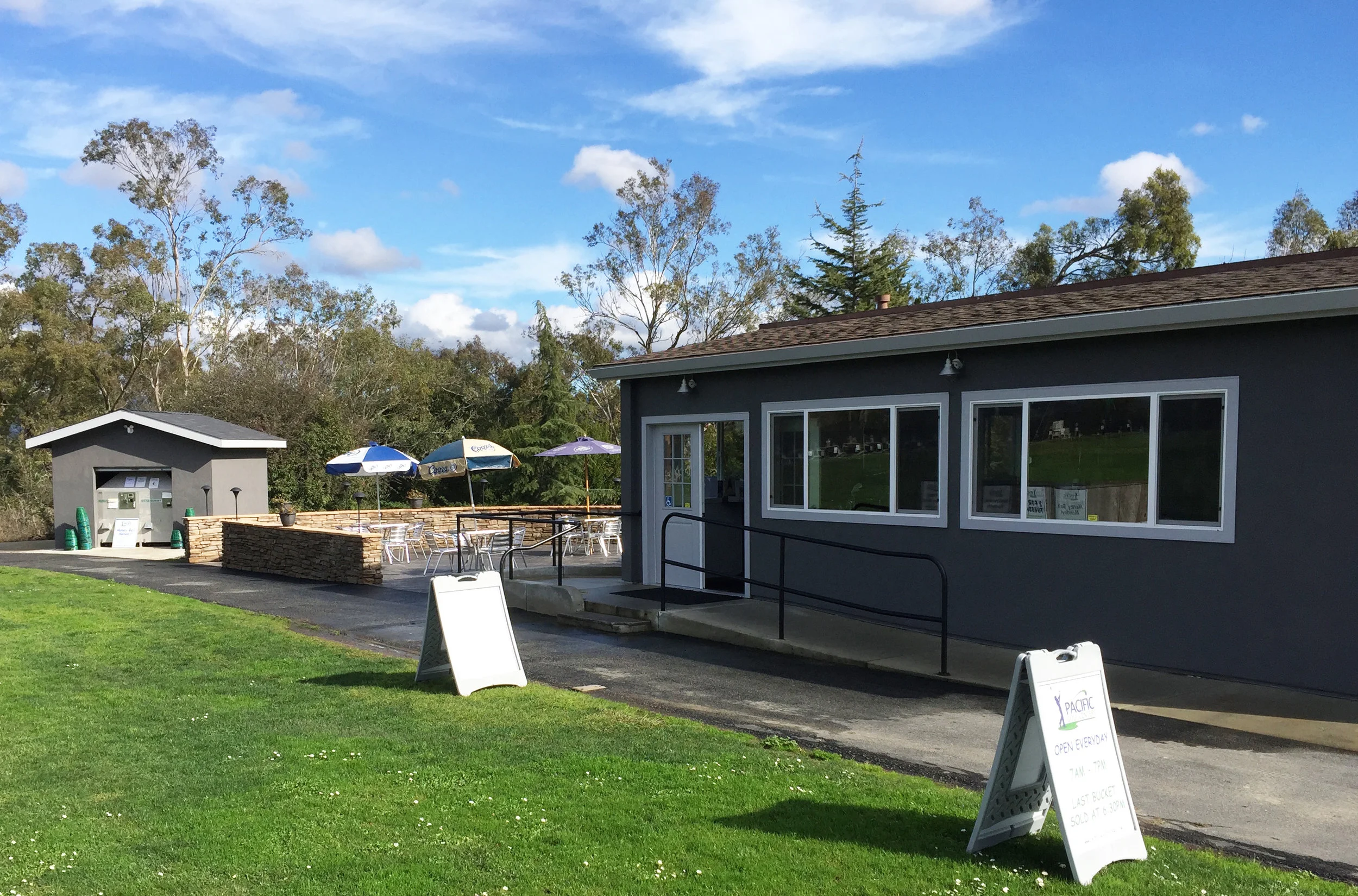 Pacific Golf Centers Hours Santa Cruz.JPG
