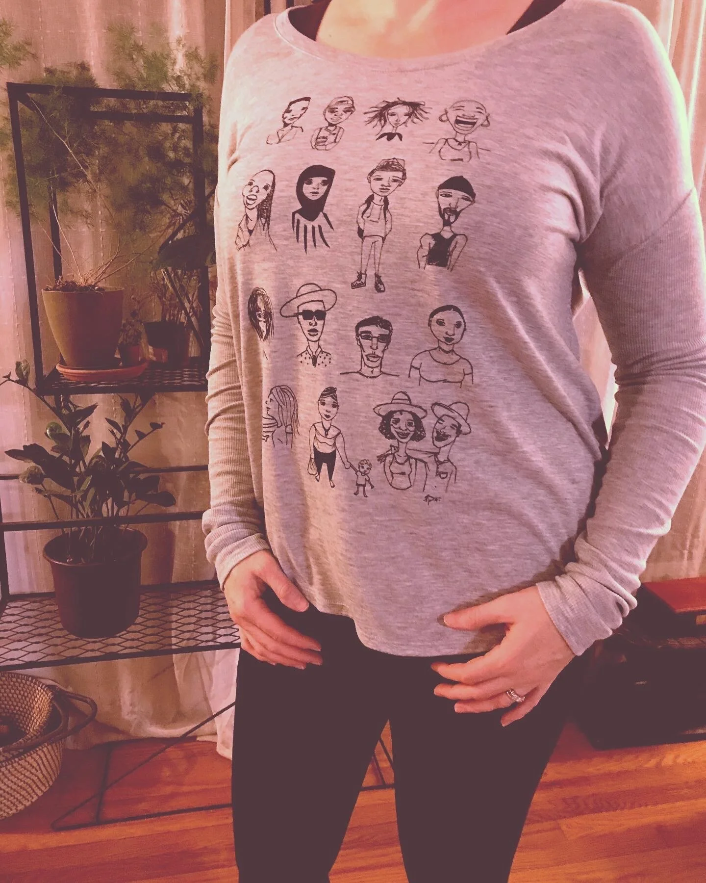 People_Long Sleeve_Ladies.JPG