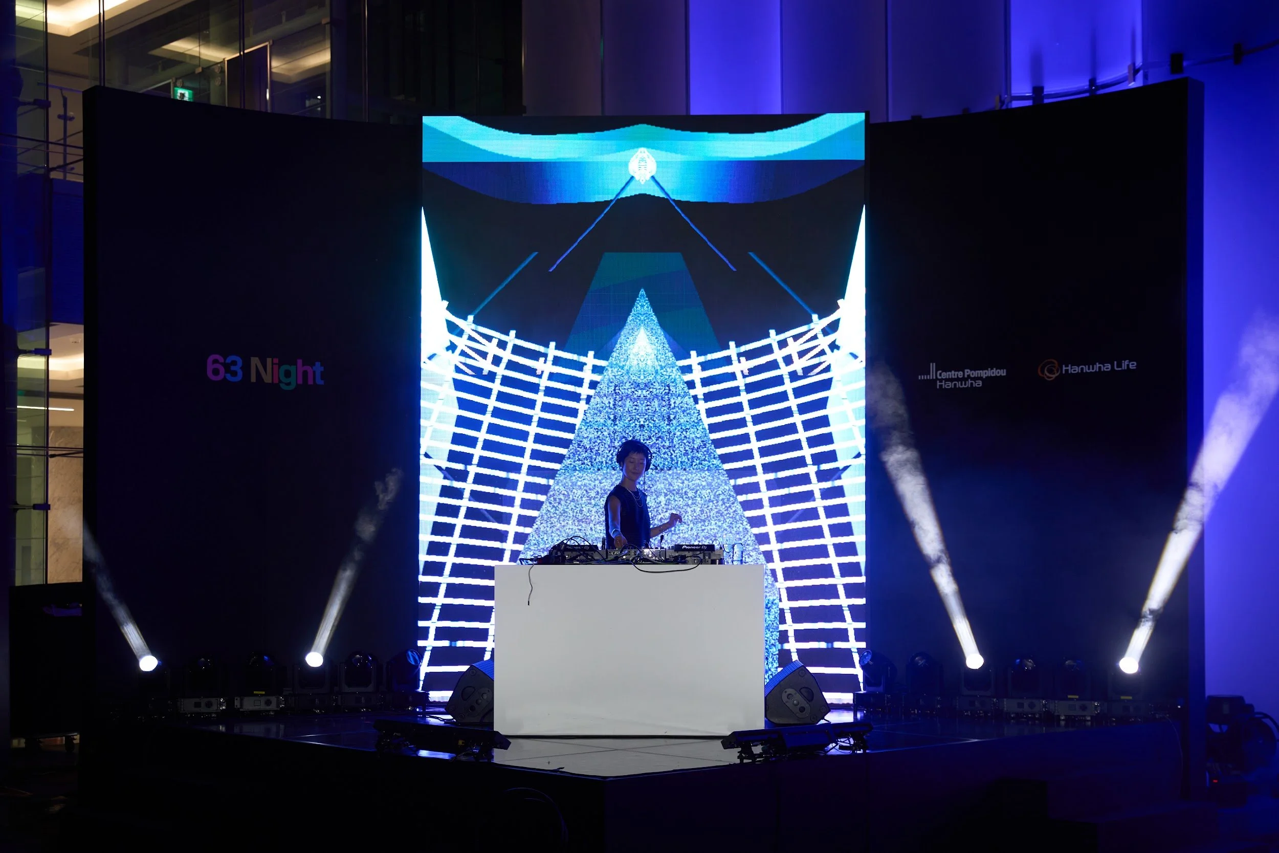 centre-pompidou-hanwha-63-night-07.jpg