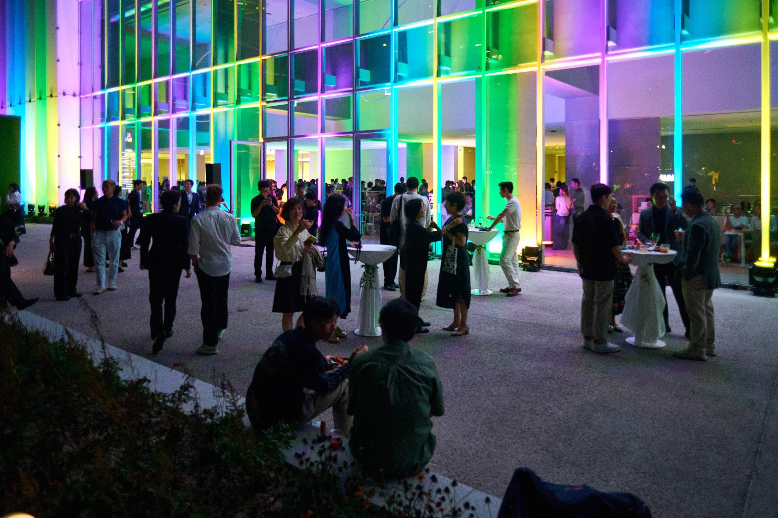 centre-pompidou-hanwha-63-night-thumbnail.jpg