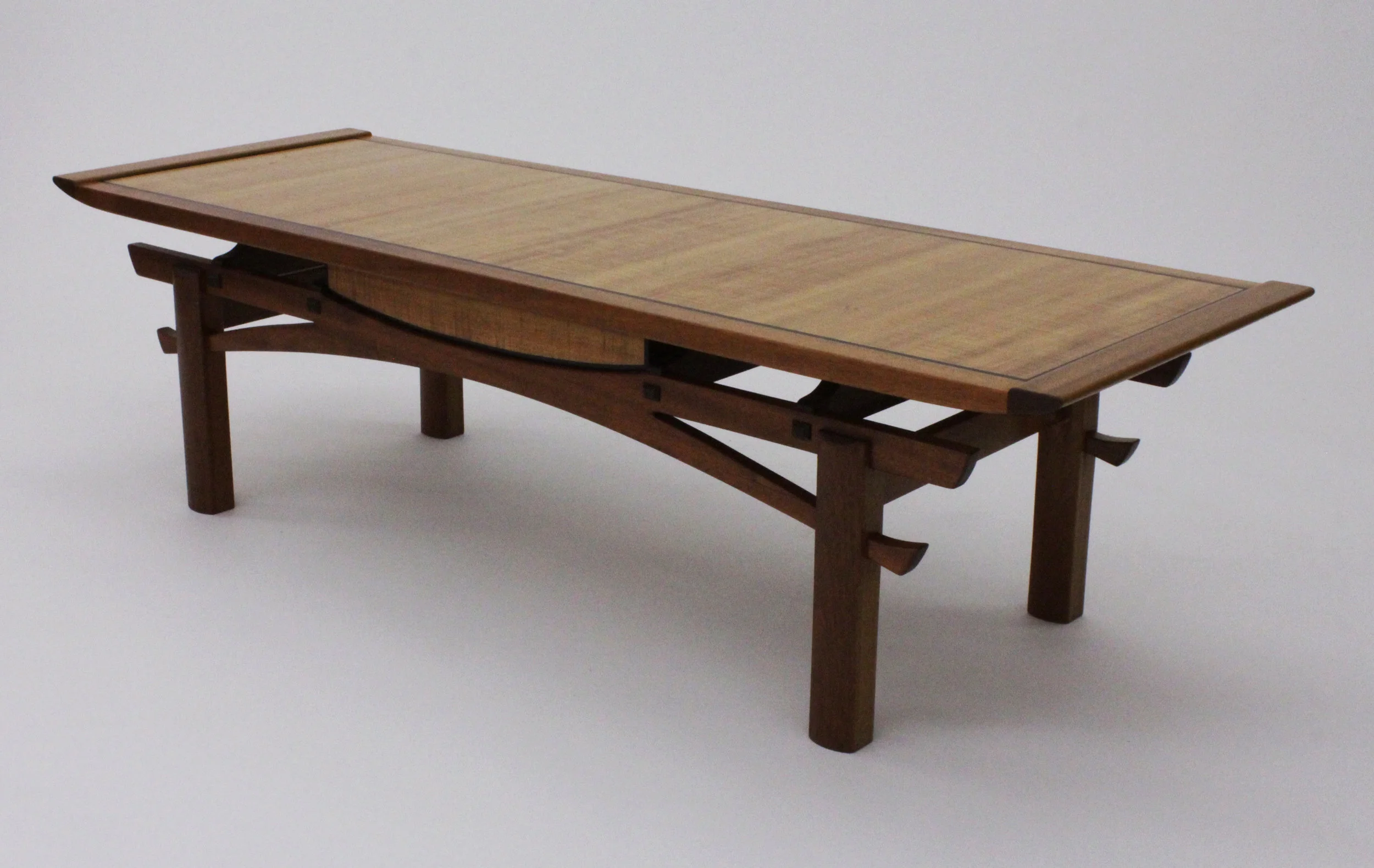 ARTISANFURNITURE-Table.jpg