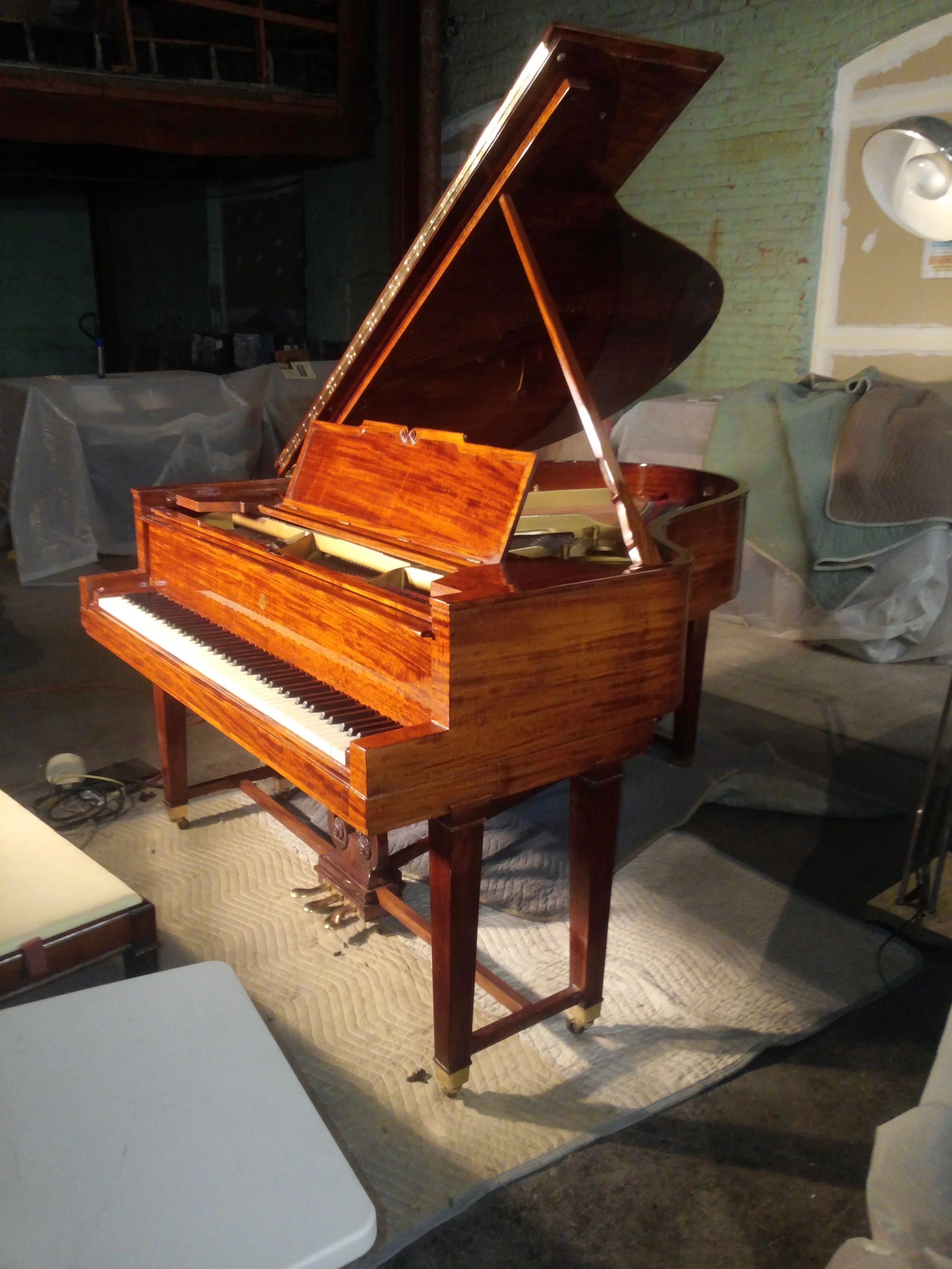 Steinway model O, Sheraton