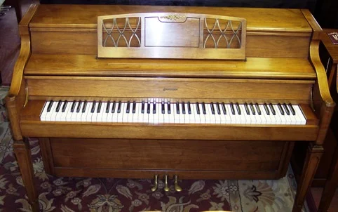 Janssen 41½” Console & Bench