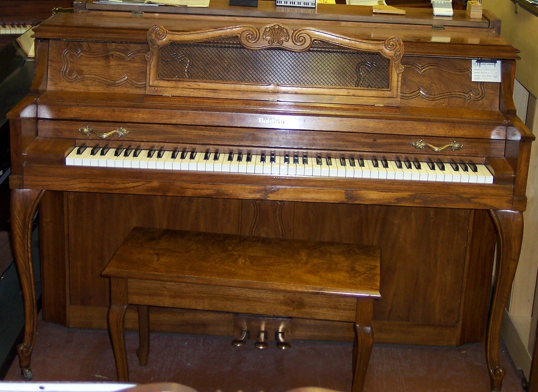 Baldwin, model 913, 40” Queen Anne Console and Bench