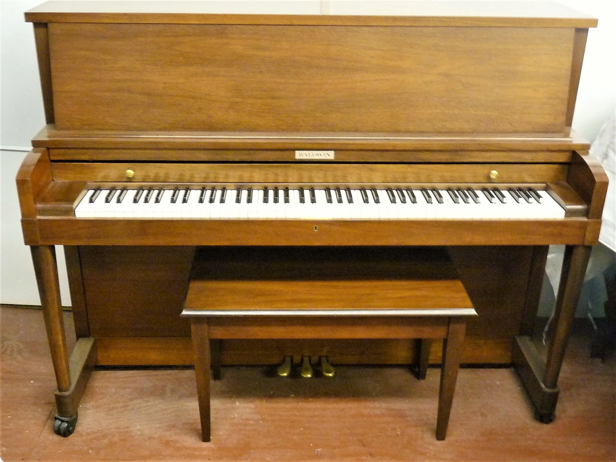 Baldwin, model 243, 45” Hamilton Studio Upright &amp; Bench, serial # 284745